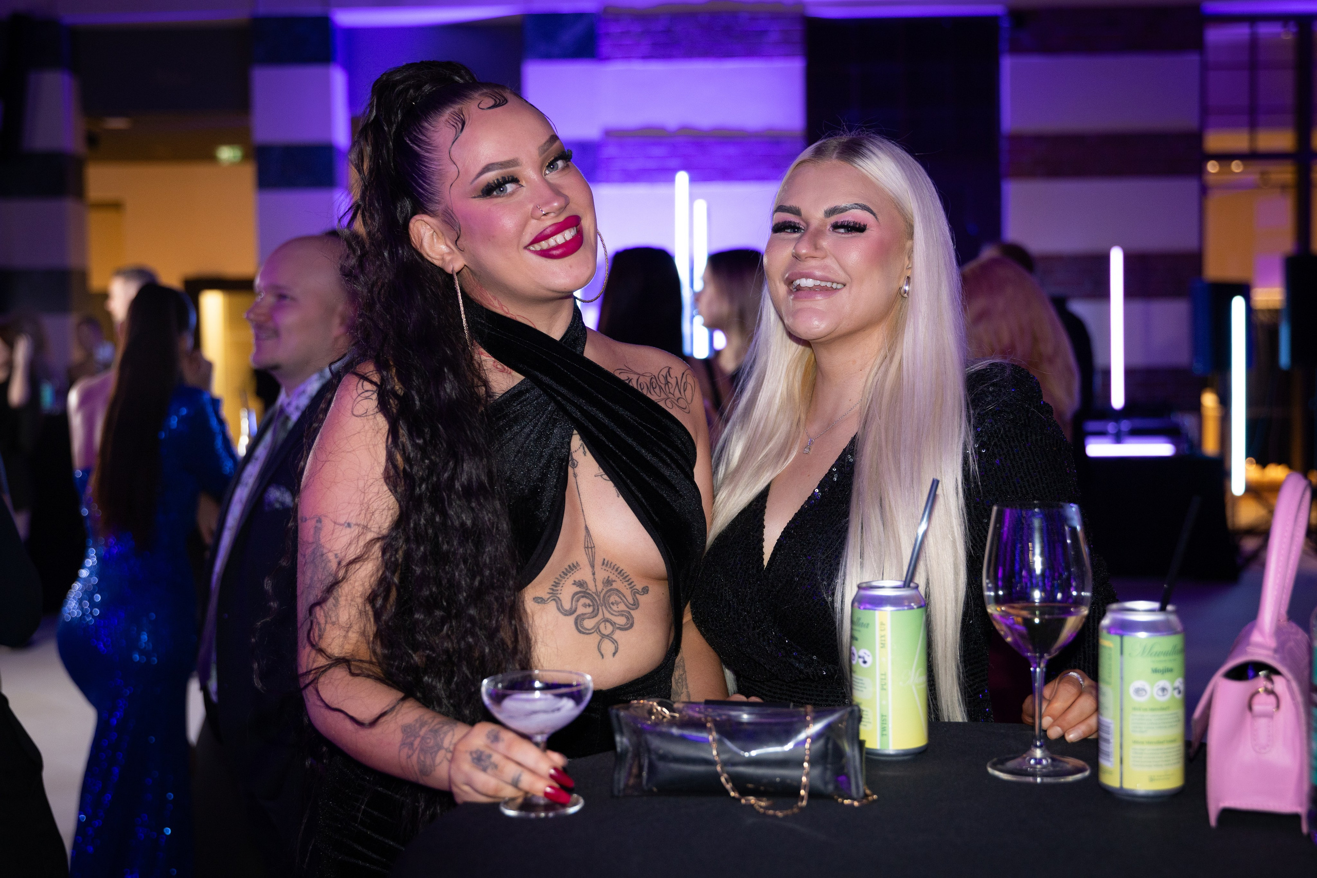 Juhla. Perhe-, hää- ja muotokuva valokuvaaja Helsingissä | Espoossa | Vantaa