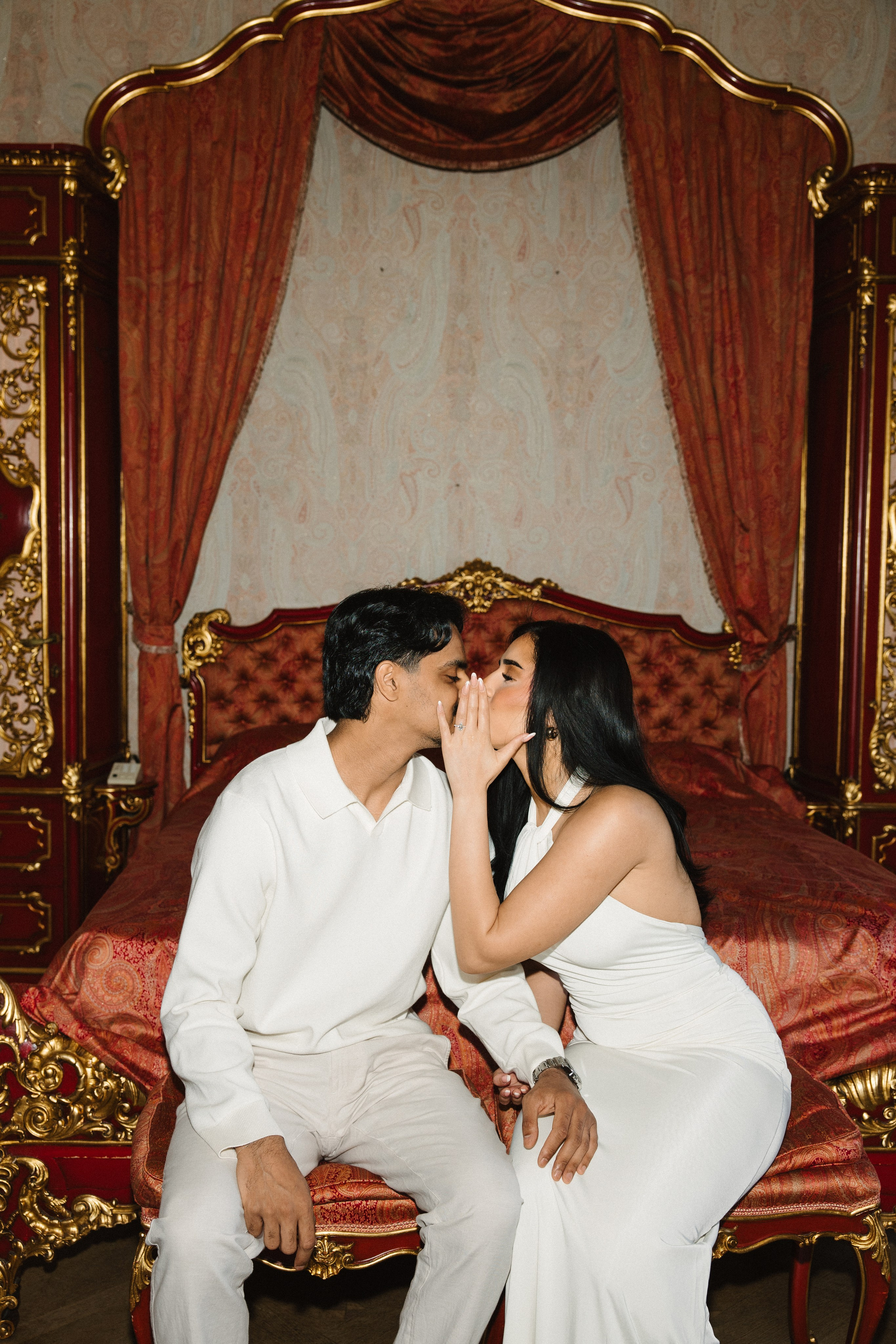 Vish & Kajal. Wedding photographer in Italy