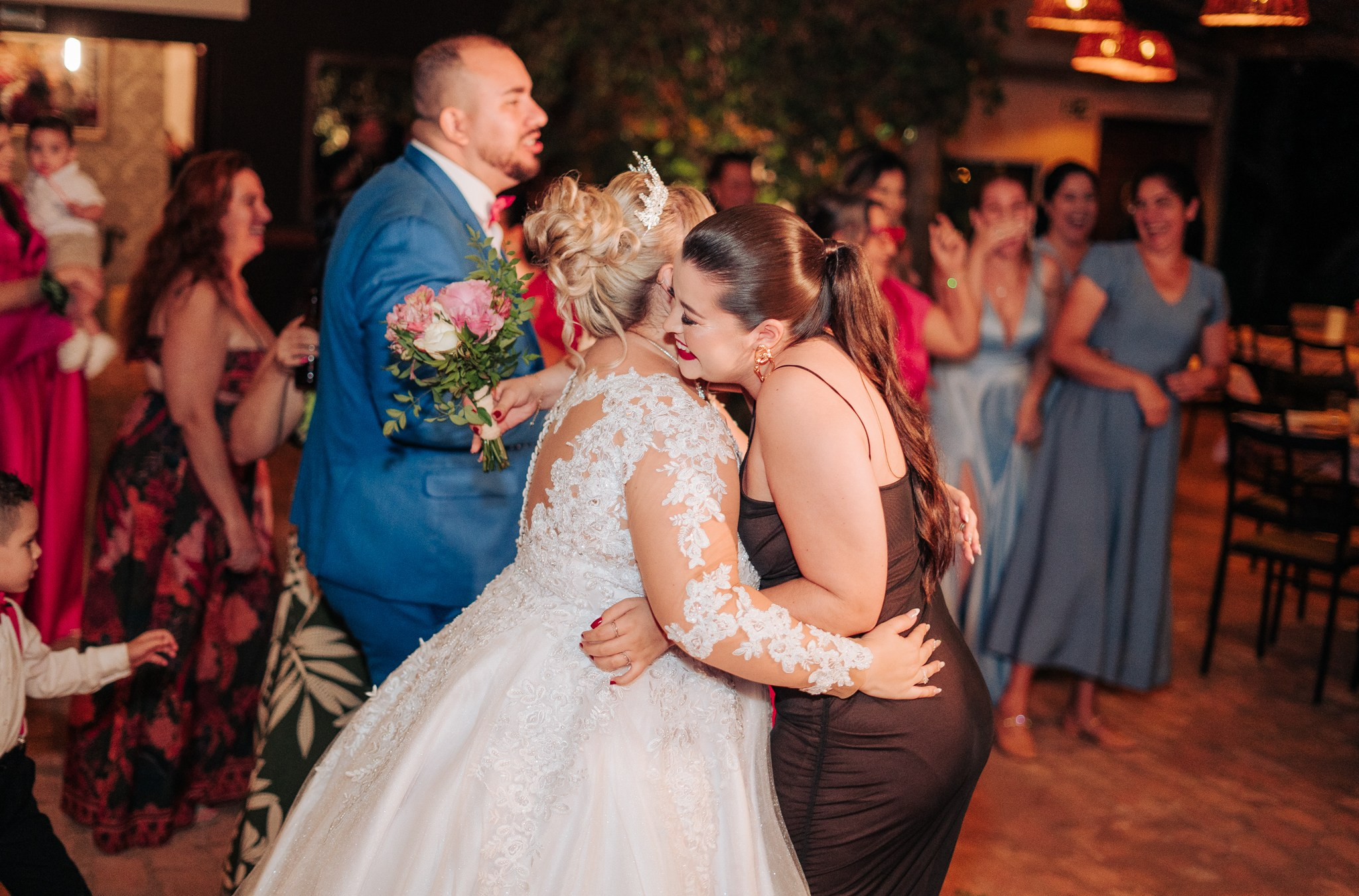 Nathallya & Antônio Marco — Vila Casali / Piratininga SP. Robson Colaço