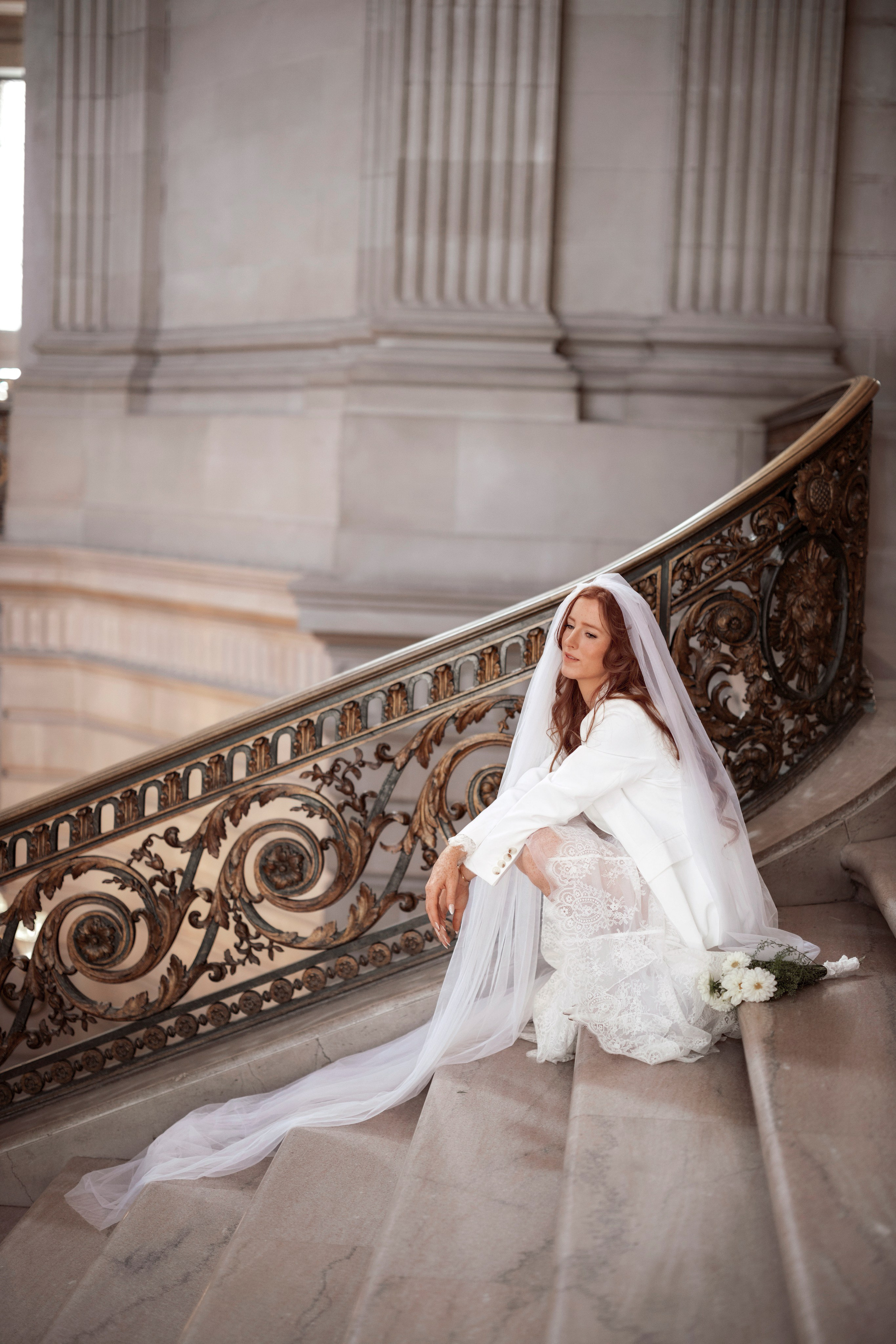 San Francisco City hall. Bay Area Photographer: family, maternity, love story, wedding