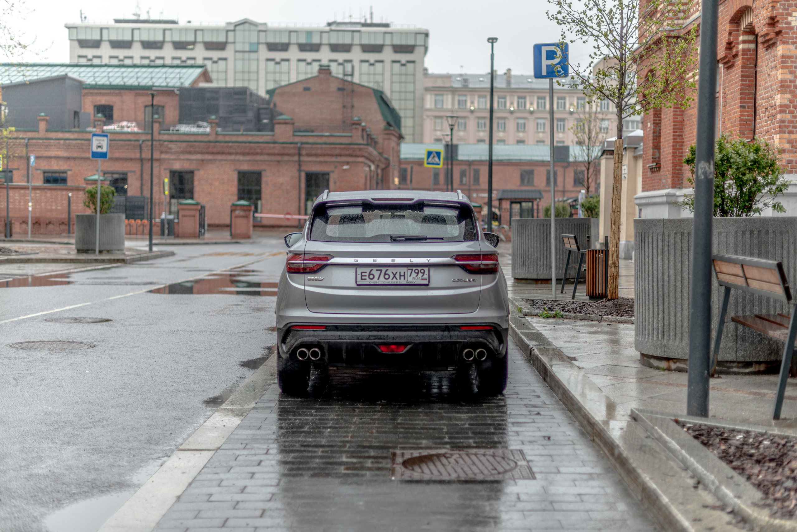 Фотосъемка автомобиля Geely Coolray. ФОТОГРАФ МЕКСИКА КИНТАНА-РОО
