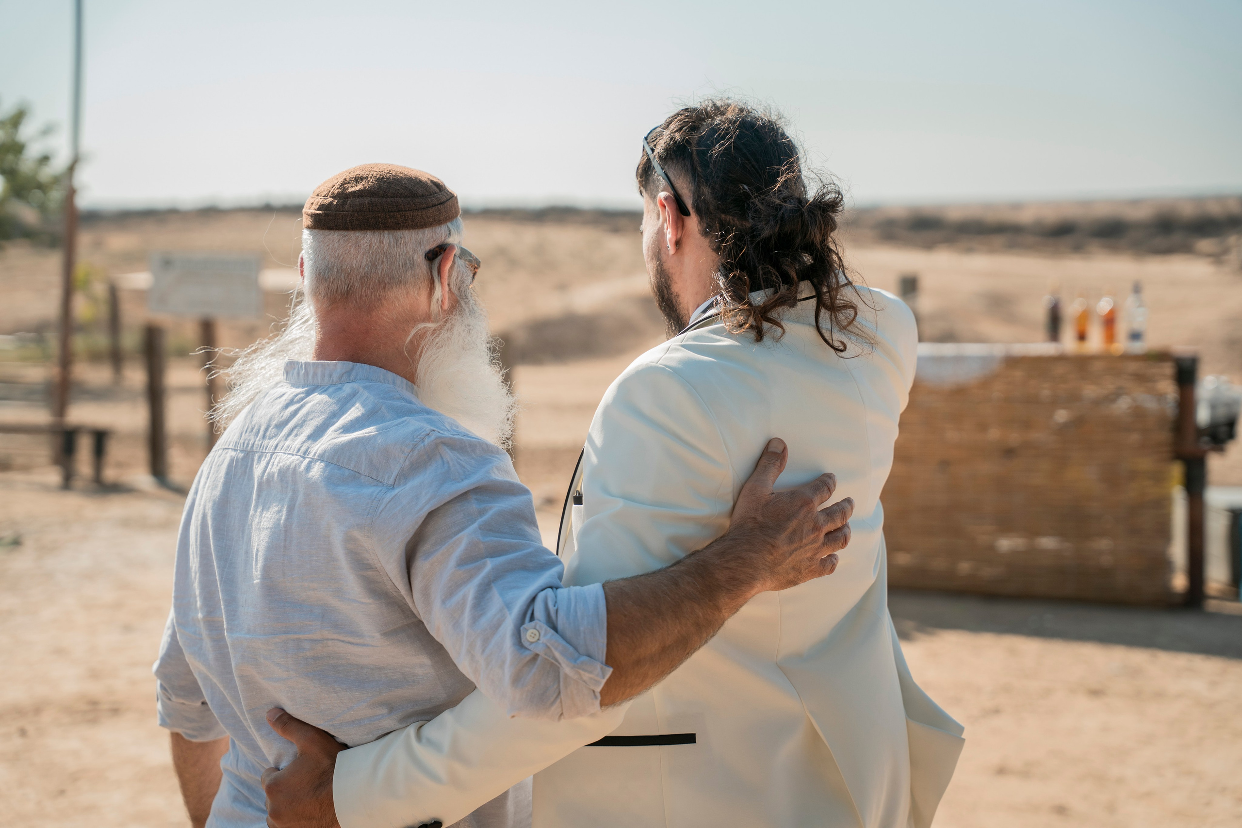 אביה ואחיה. יוסף מזרחי צילום חתונה, ברית וזוגיות. צלם מקצועי שאוהב להוציא אתכם הכי יפים ברגעים הכי מרגשים