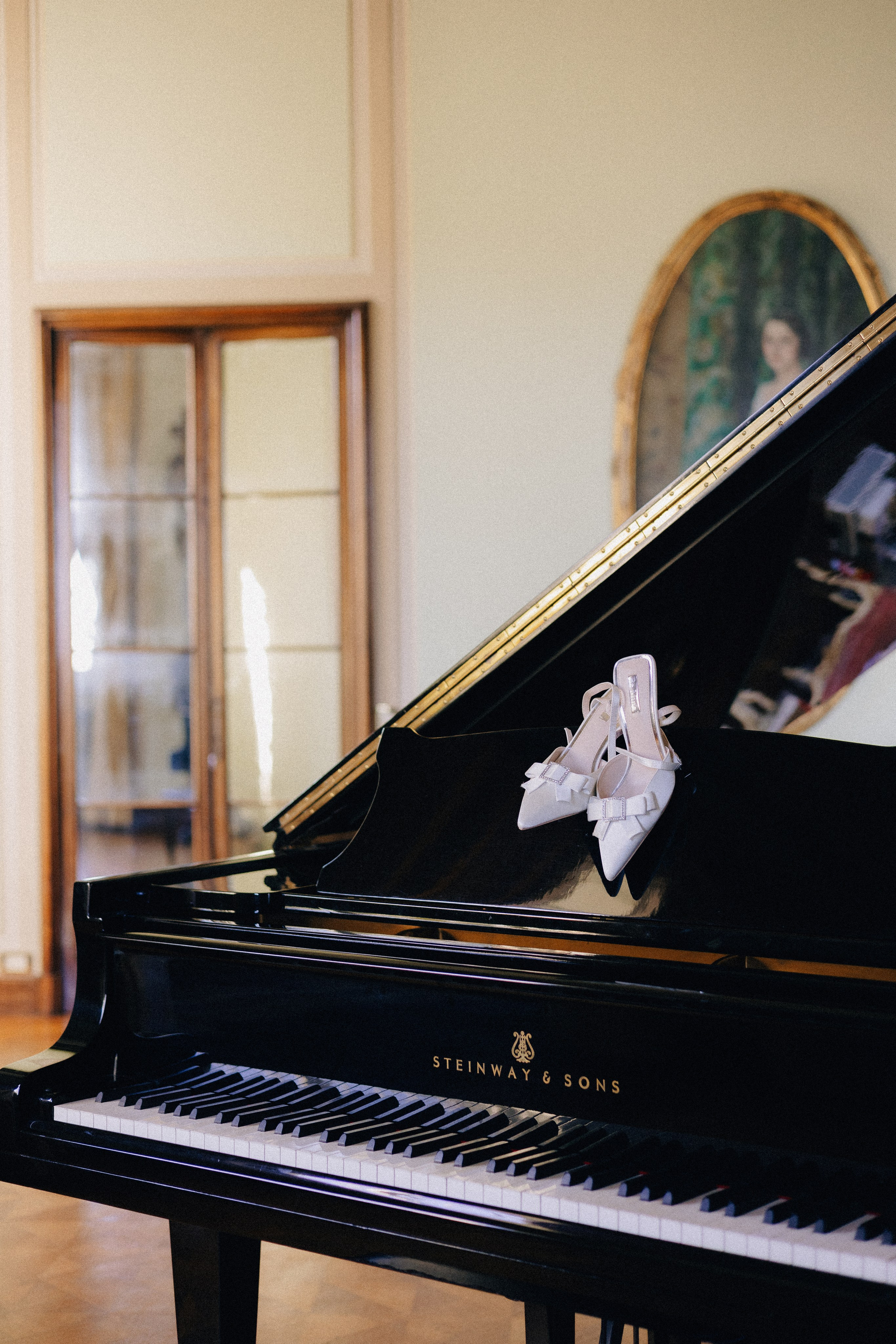Catherine and Samuel. Sara Luca Wedding Photographer in Italy and Europe