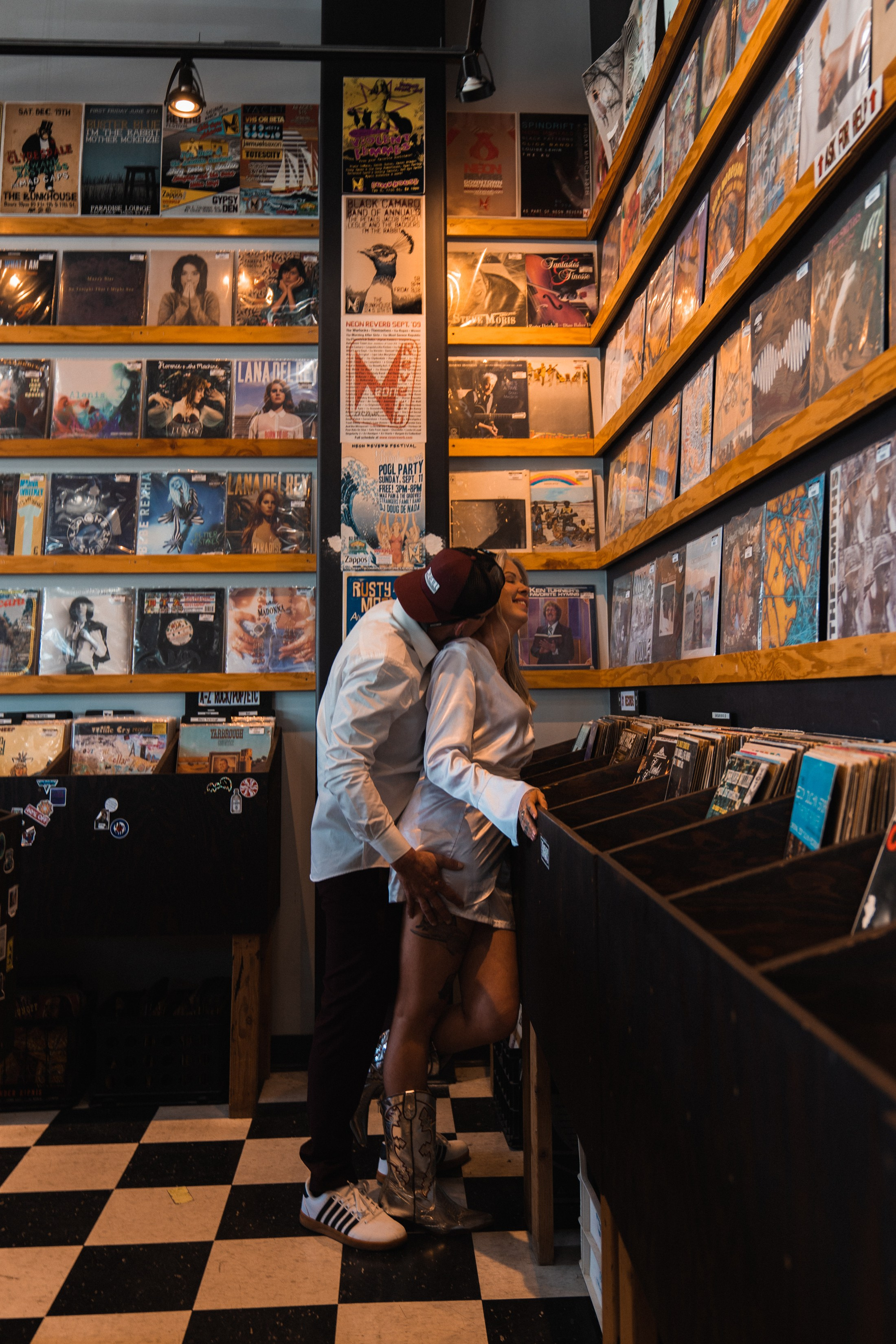 E&E. Wedding & elopement photographer Viktoriya Kravtsov. Las Vegas