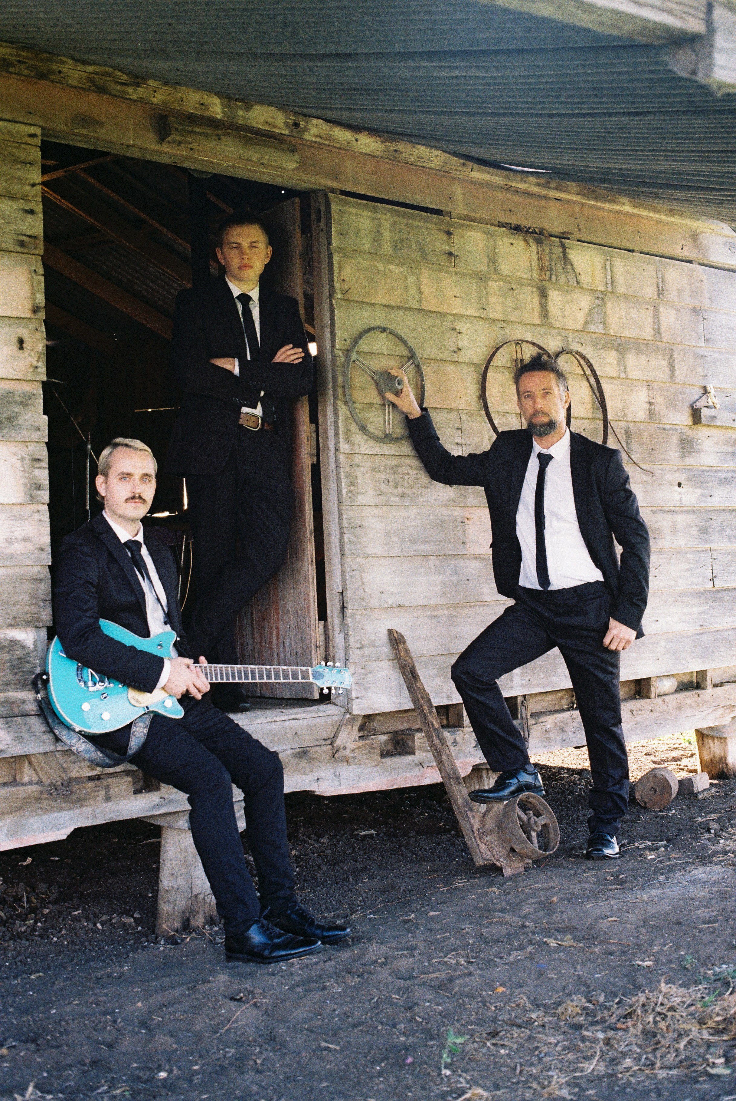 Milly&band. Film photographer