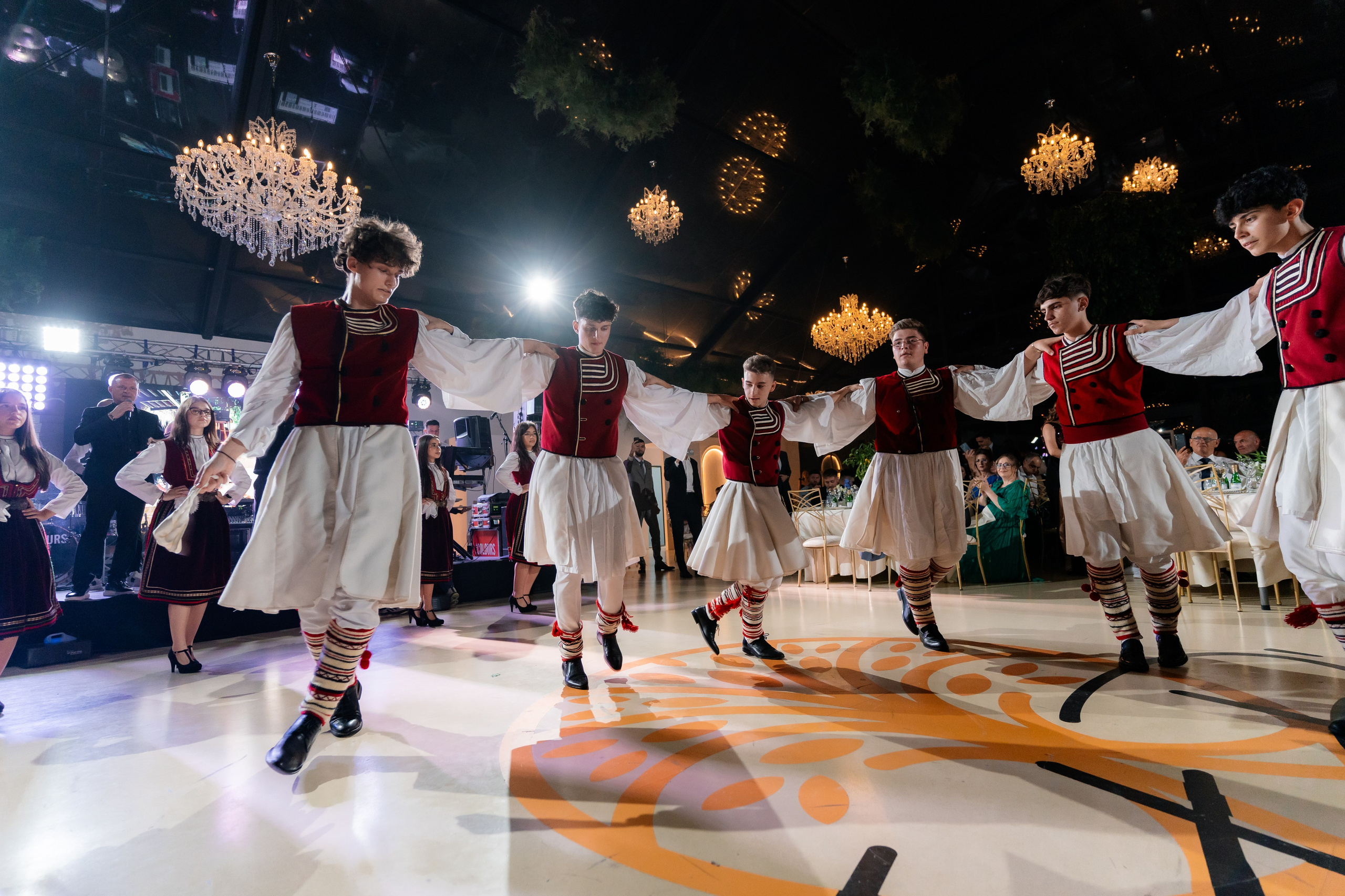 Elly & Andrew. Destination Wedding Photographer Alex Pasarelu