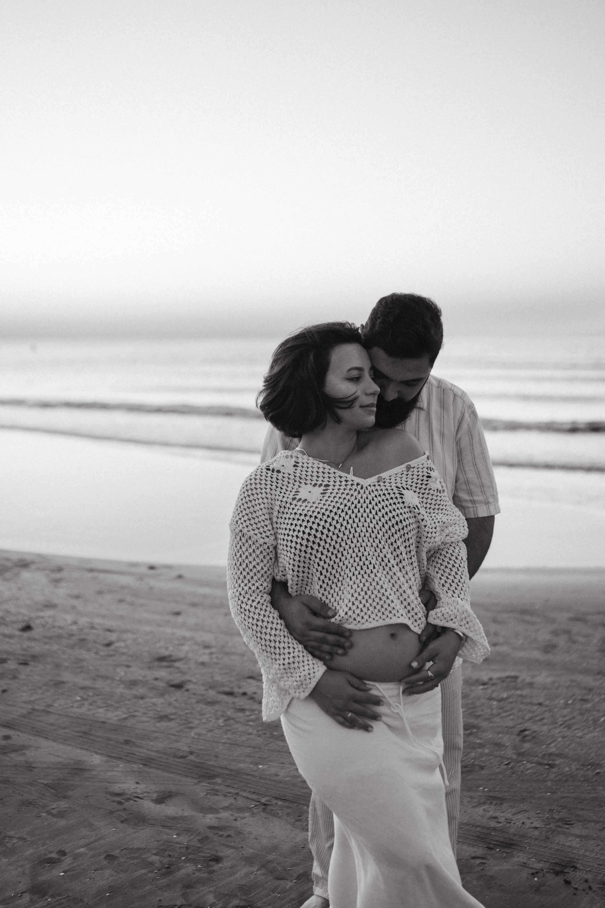 Expecting Javad. Family photographer in Saudi Arabia