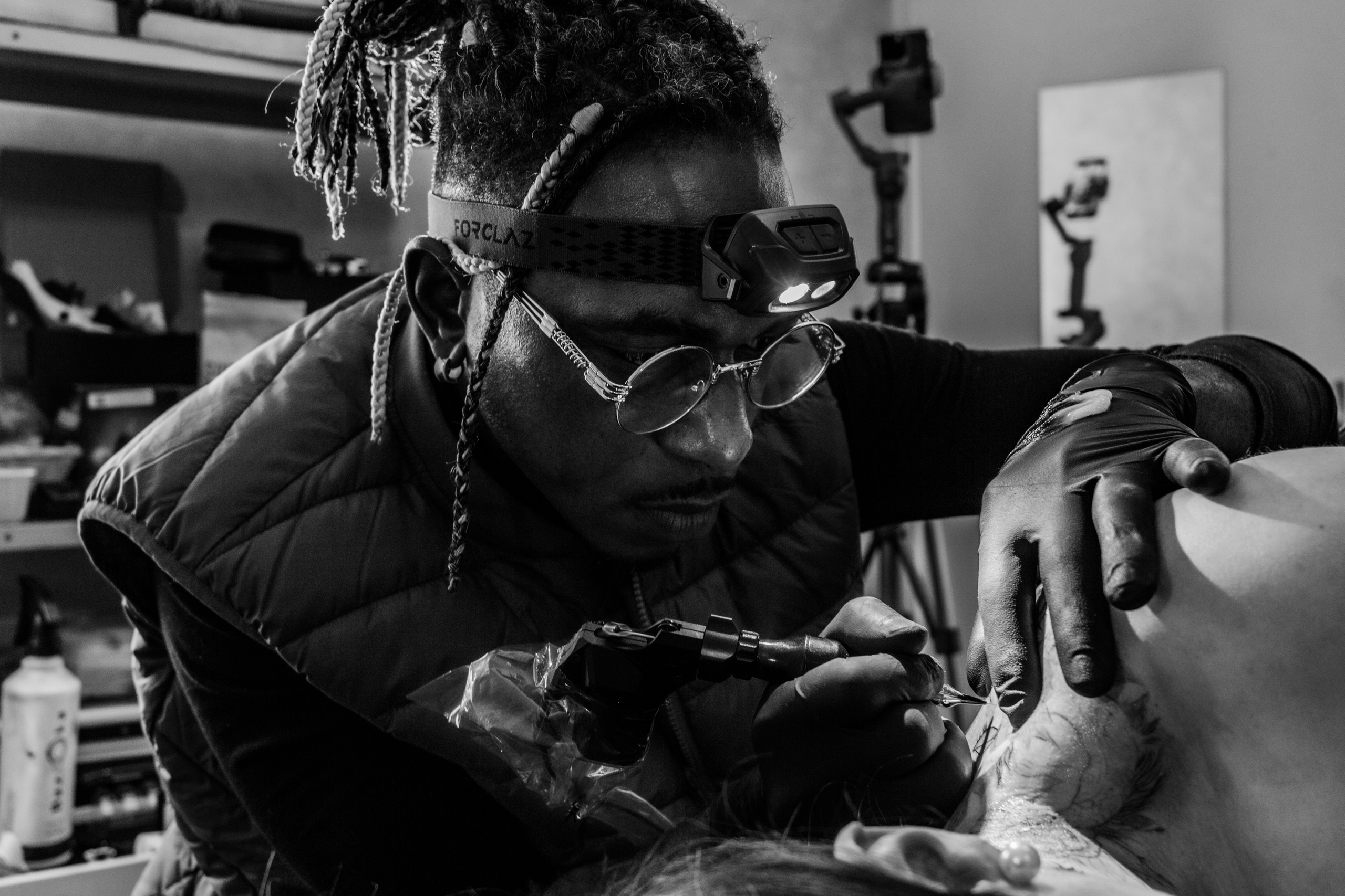 JDD Tattoo. Photographe professionnelle à Poitiers, Tours et Châtellerault | Studio photo entre Poitiers et Tours – portraits, familles, entreprises, ma