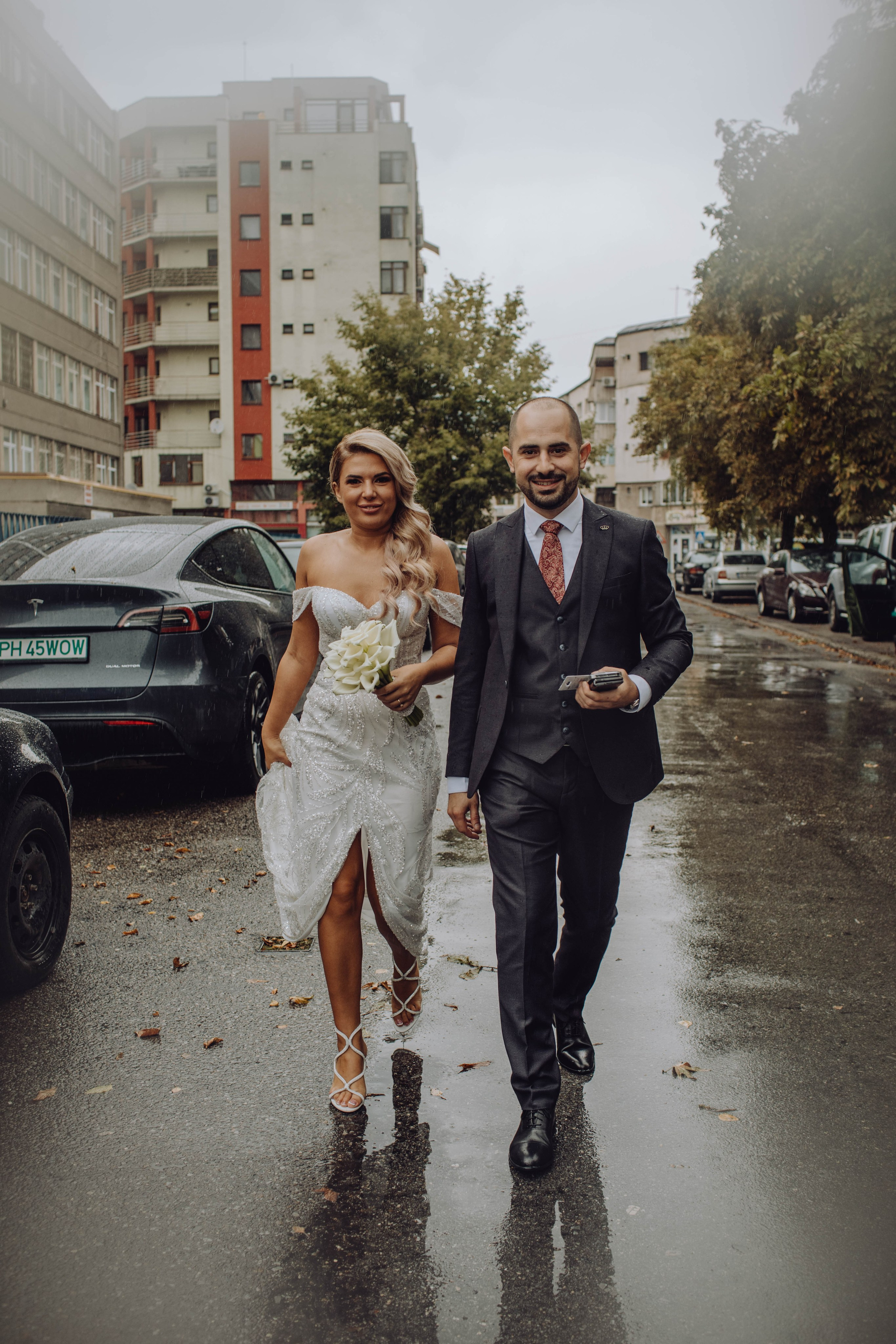 Liviu & Simona. Wedding & couple photographer from Romania Rut Vetan