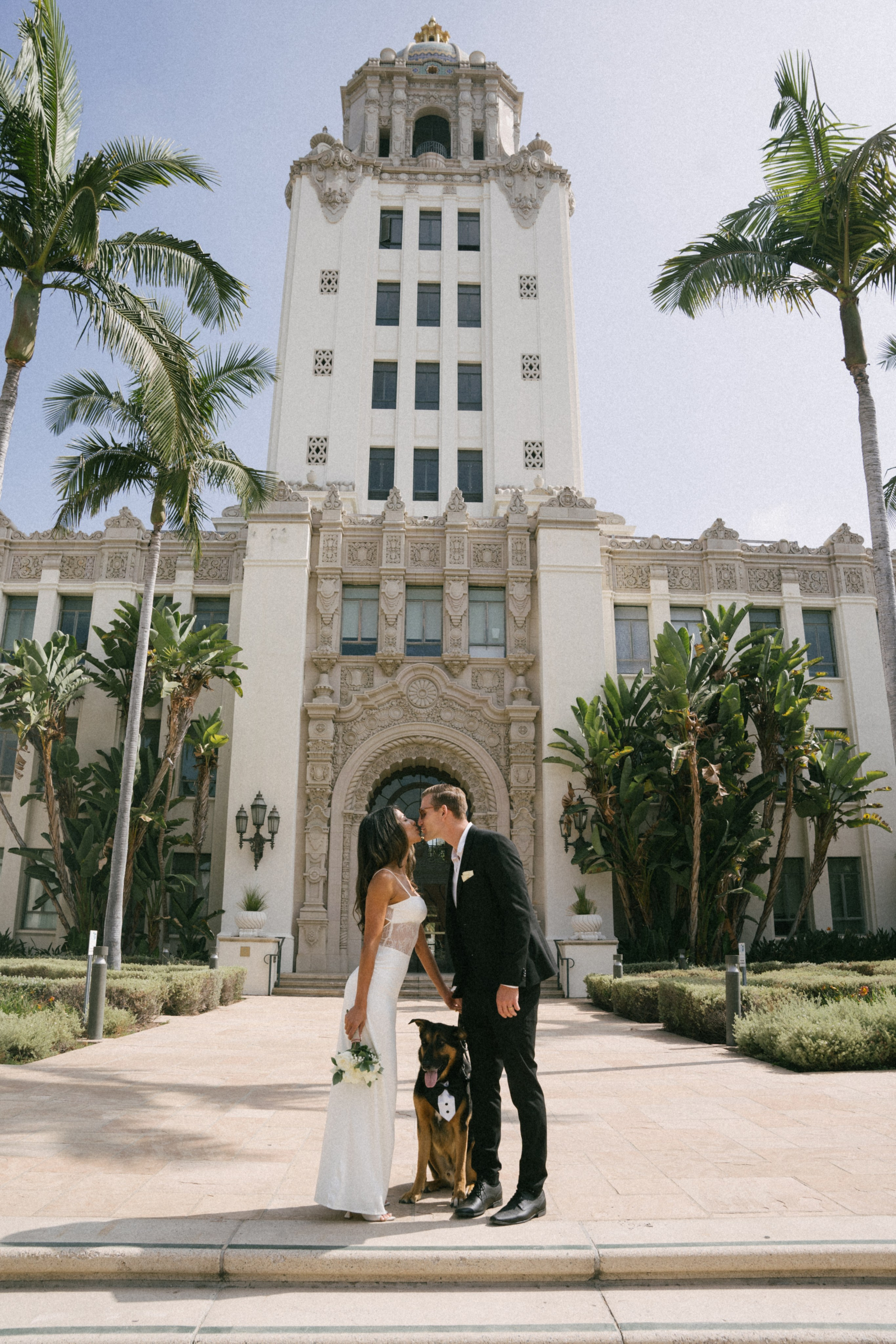 Jamie & Gareth. Beverly Hill Courthouse Wedding. Santa Monica based photographer Kristina Vasilenko