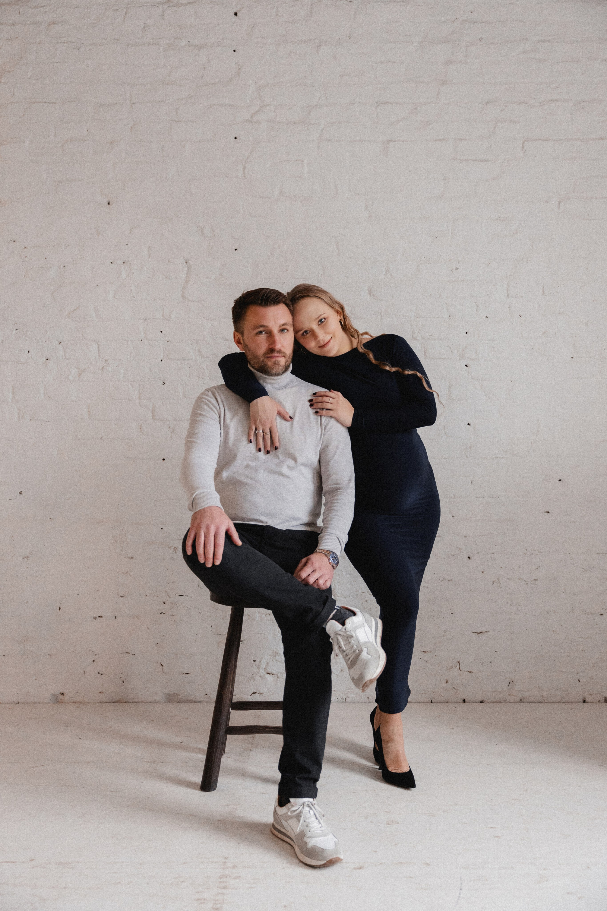 Babybauch Shooting im Fotostudio | Schwangerschaftsfotos in Bochum. Hochzeitsfotografin Bochum | Halyna Reiche Fotografie NRW