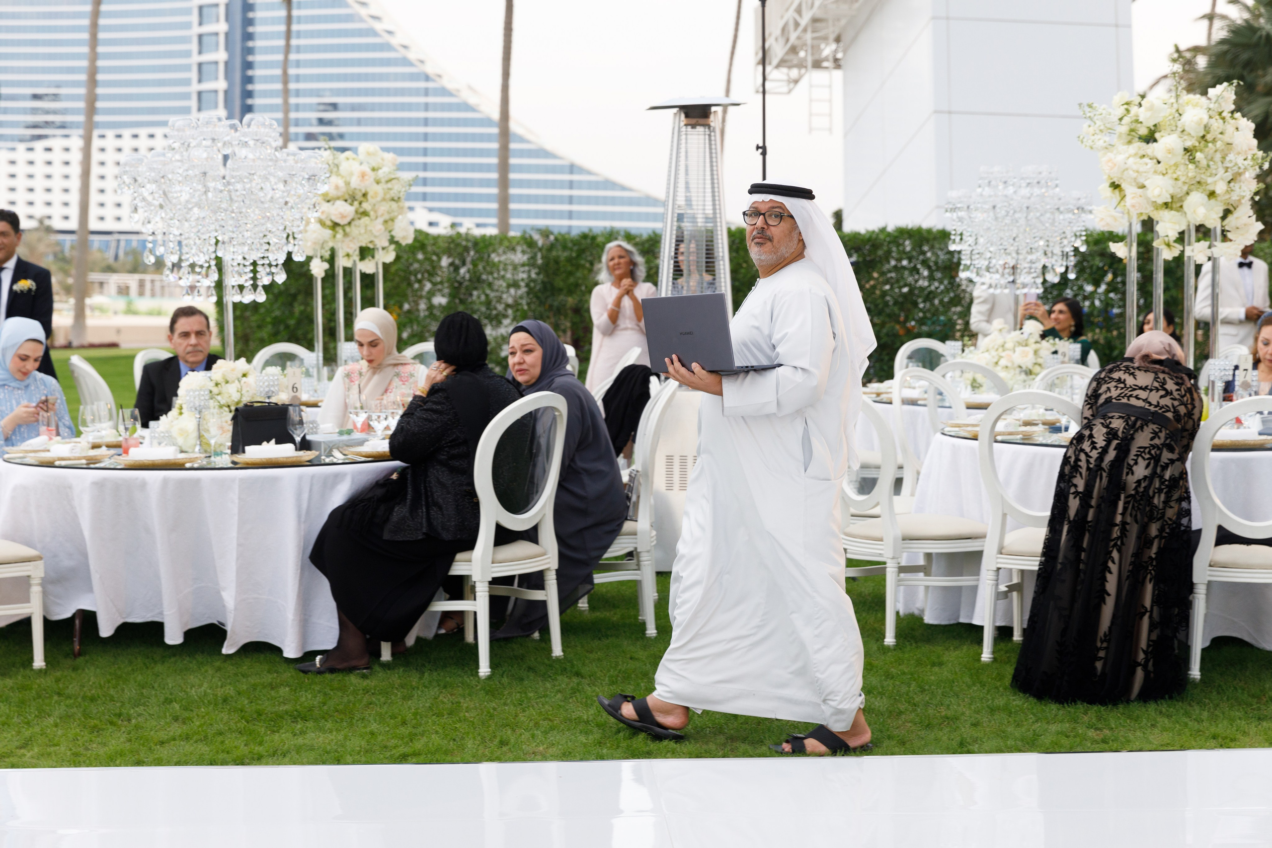22/12/2023 Burj Al Arab wedding. Photographer Anna Curly | Weddings and Events in Dubai
