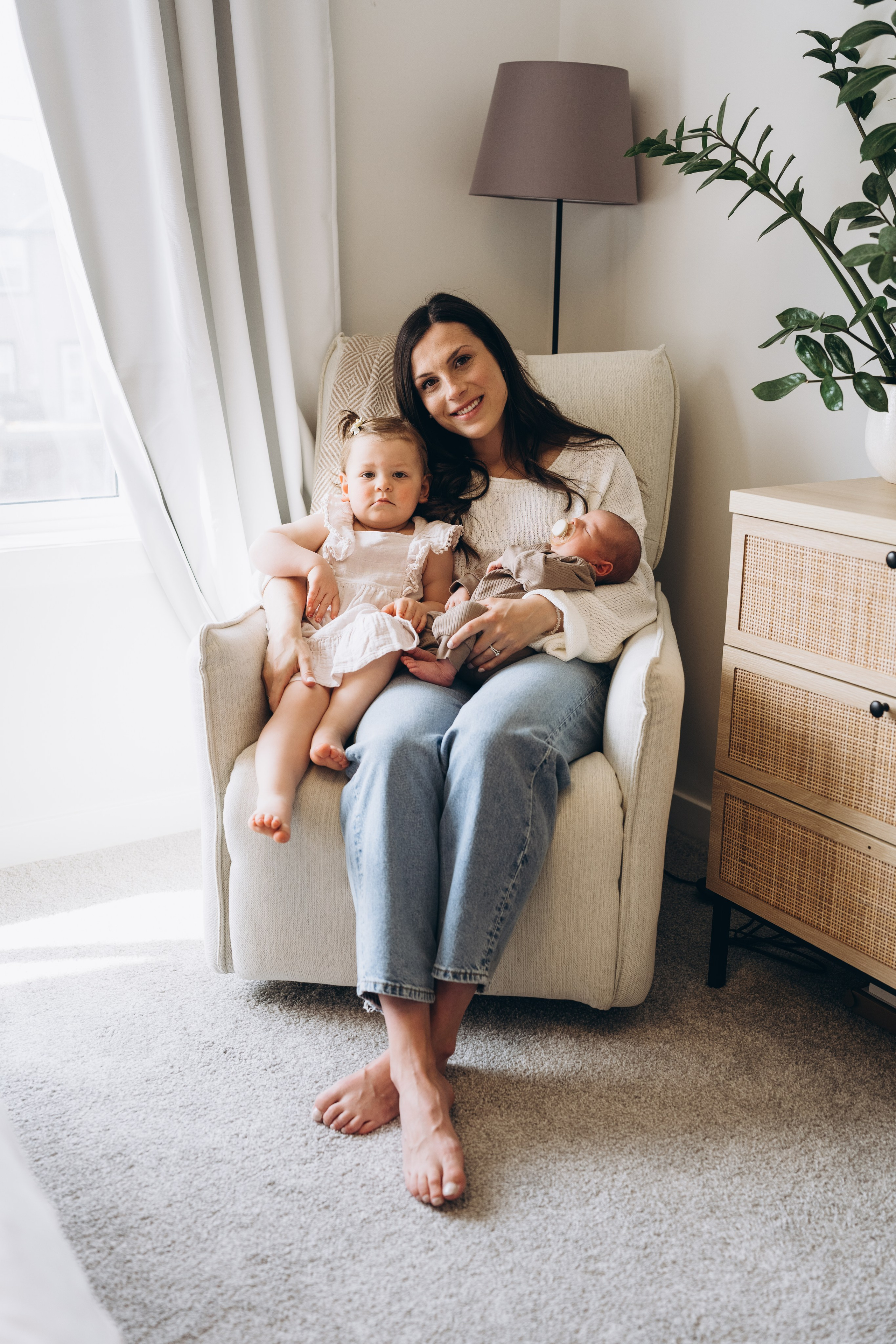 Jess & Fam #2. Calgary Wedding & Lifestyle Photographer — Yevhen Polishchuk
