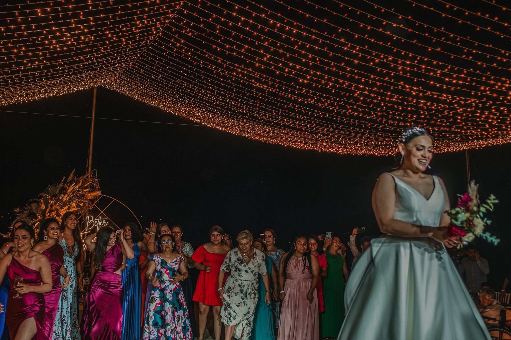 Silvia & Julio / Huatulco. Wedding and family photographer in Mexico City