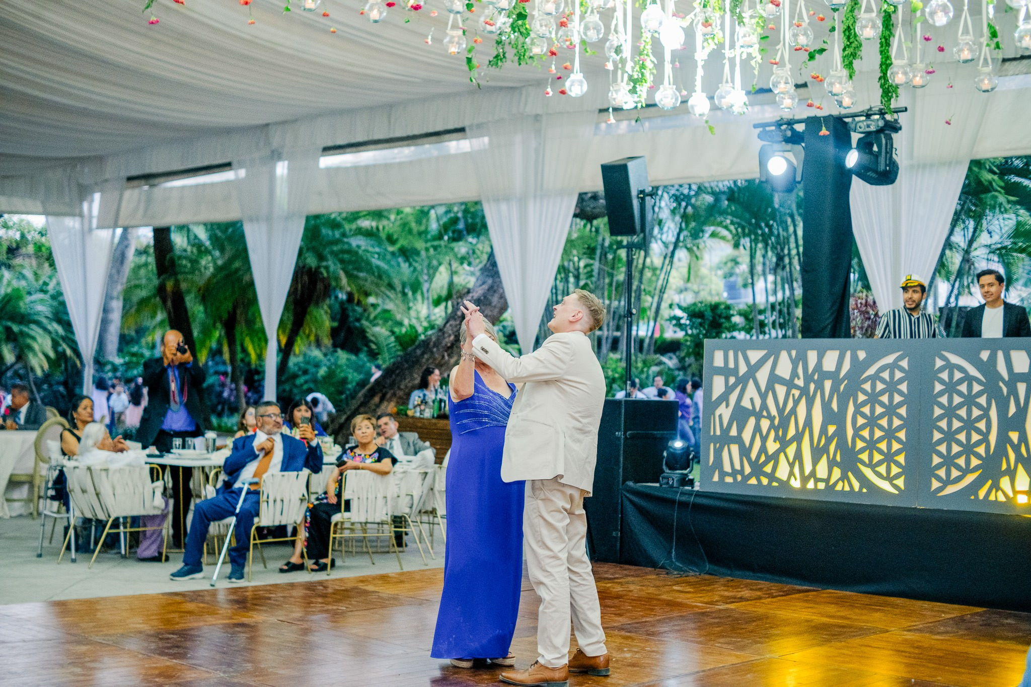 Abril & Dylan / Morelos. Wedding and family photographer in Mexico City