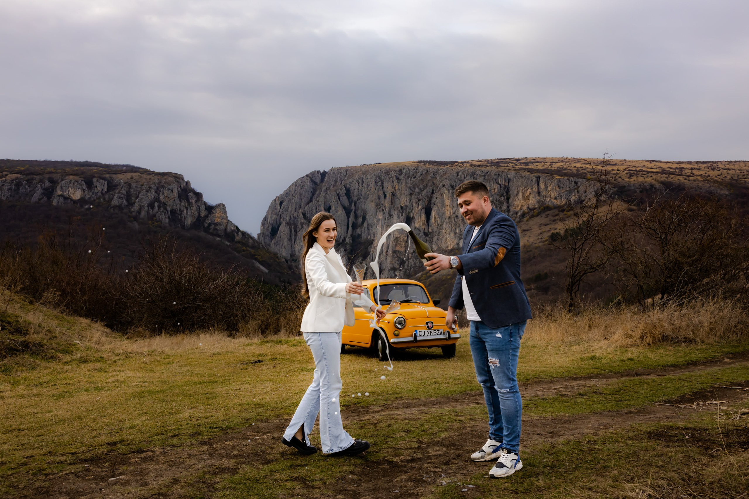 Nuntă & Save the date. Portré 📸 Photographer | Newborn photos • Maternity photos • Engagements • Weddings • Events • Portraits • Families • Birthdays • Parties