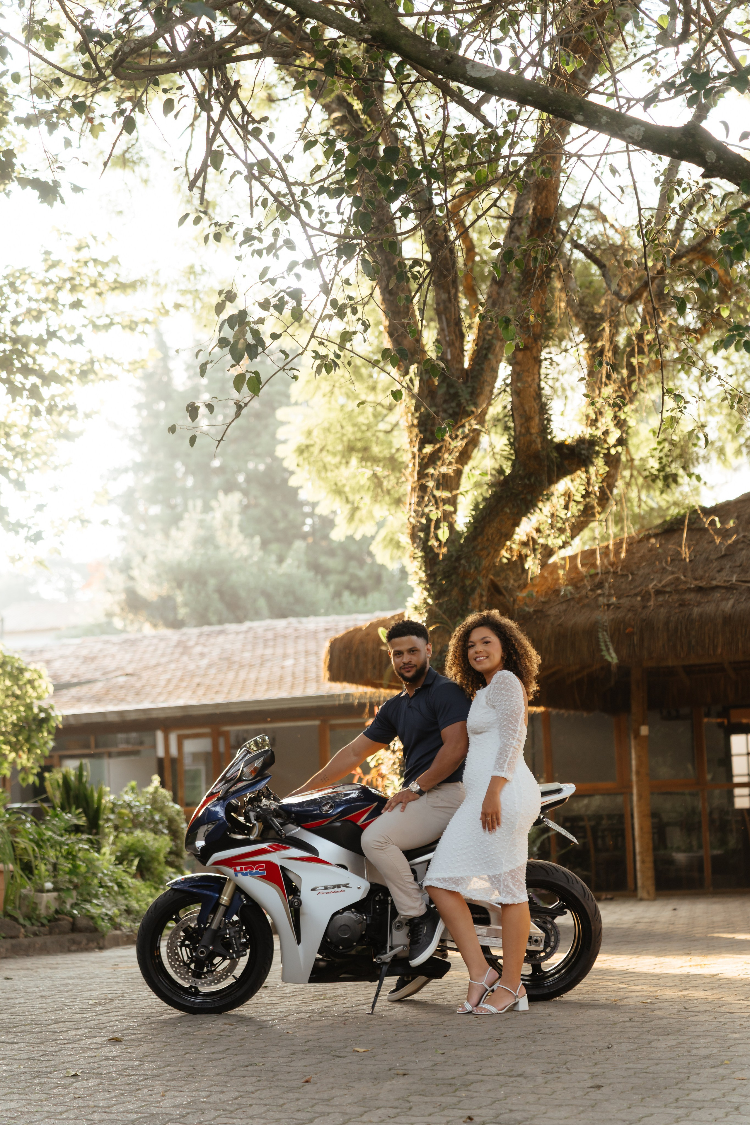 Camila & Gustavo. O Casal Dos Noivos