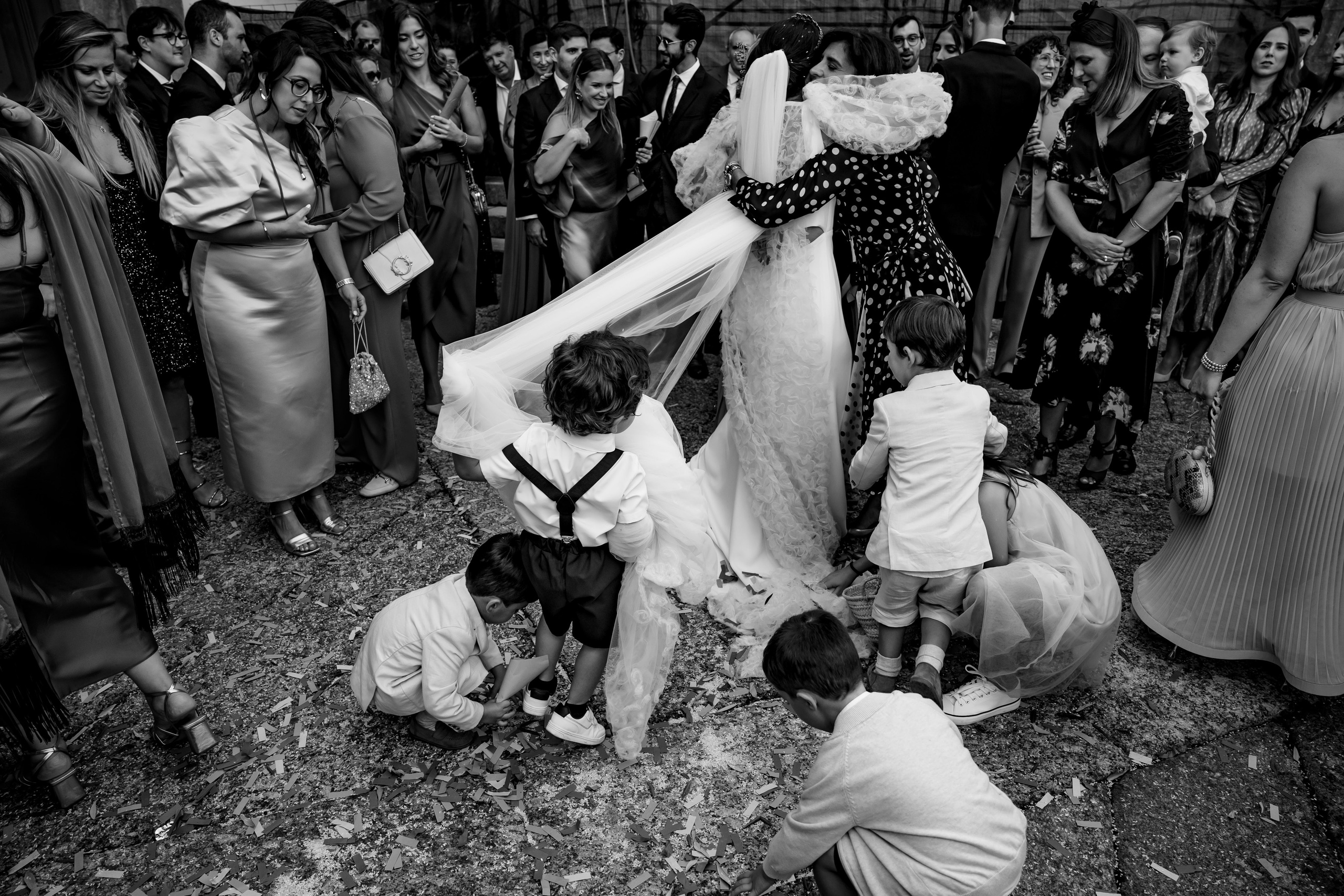 Camila & João at Palacio da Igreja Velha — Guimarães. Lisbon Wedding Photographer | Timeless Documentary Wedding Photography
