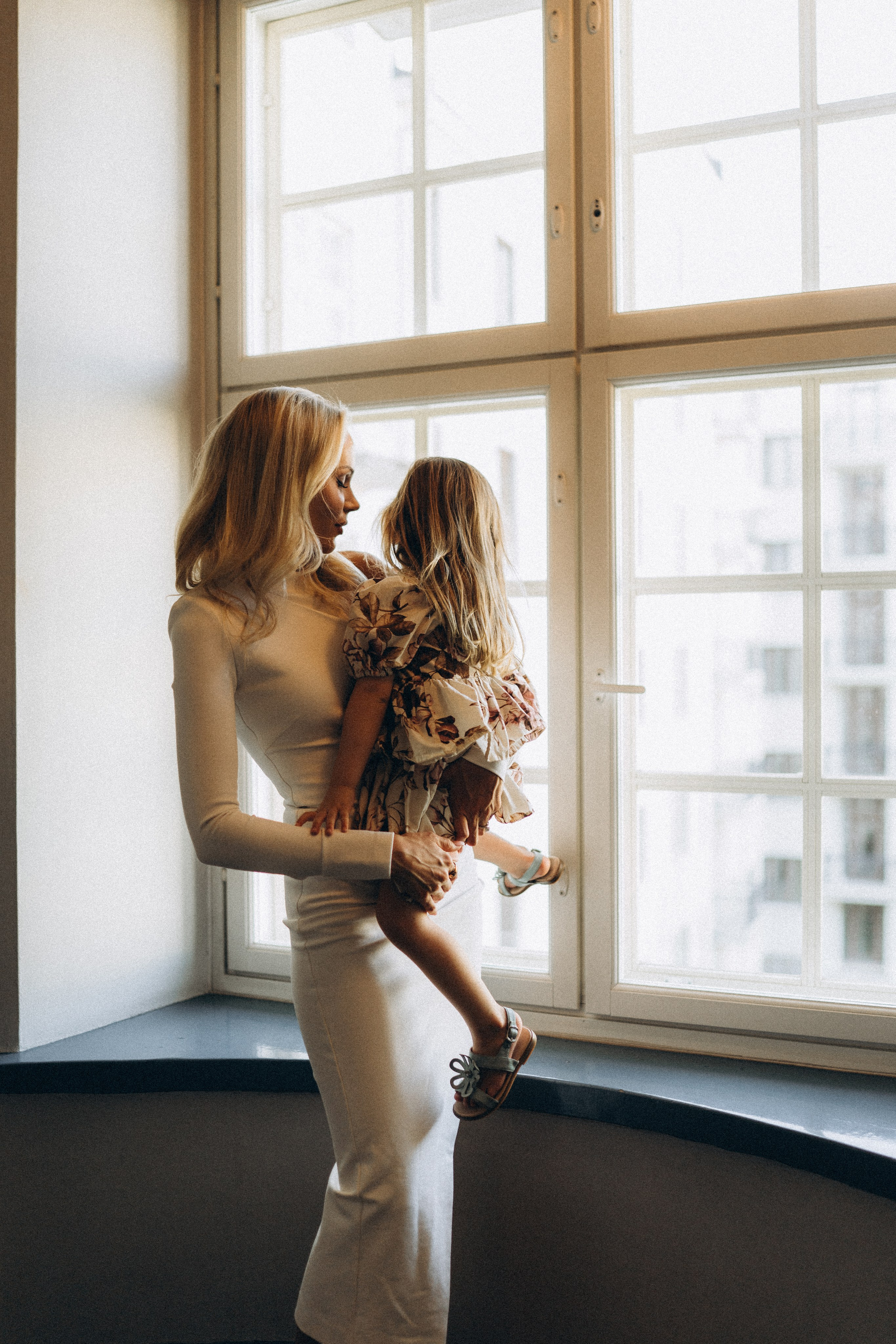 L&H. Wedding and potrait photographer in Helsinki Vickan O