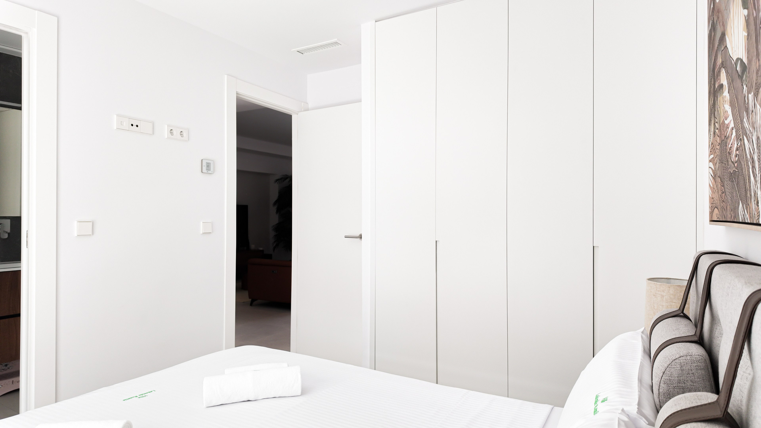 Villa LAKESIDE I’M GROUP. Baby Beast