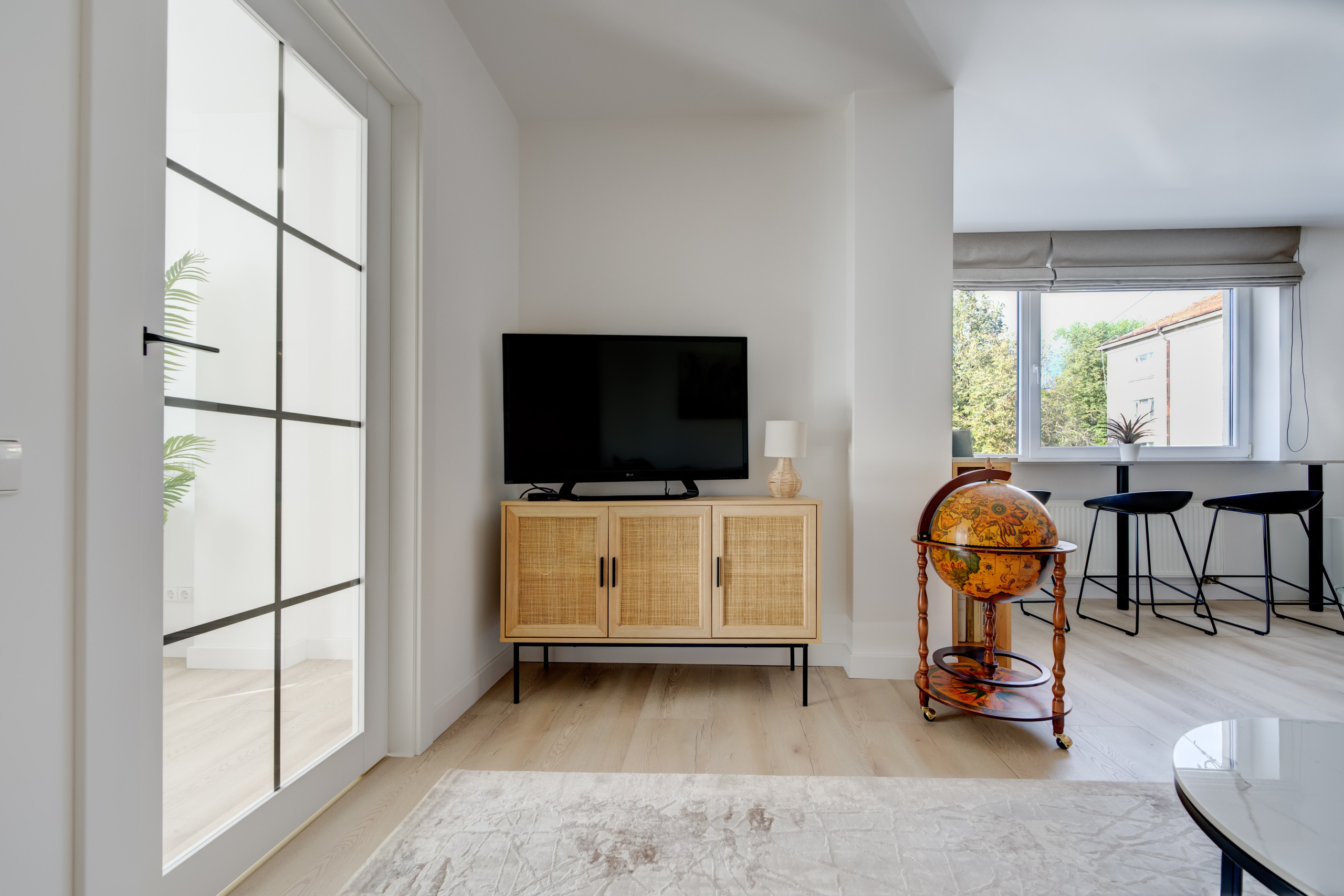 Birželio 23-sios g. 15. Elina Sapiega fotografė Vilniuje