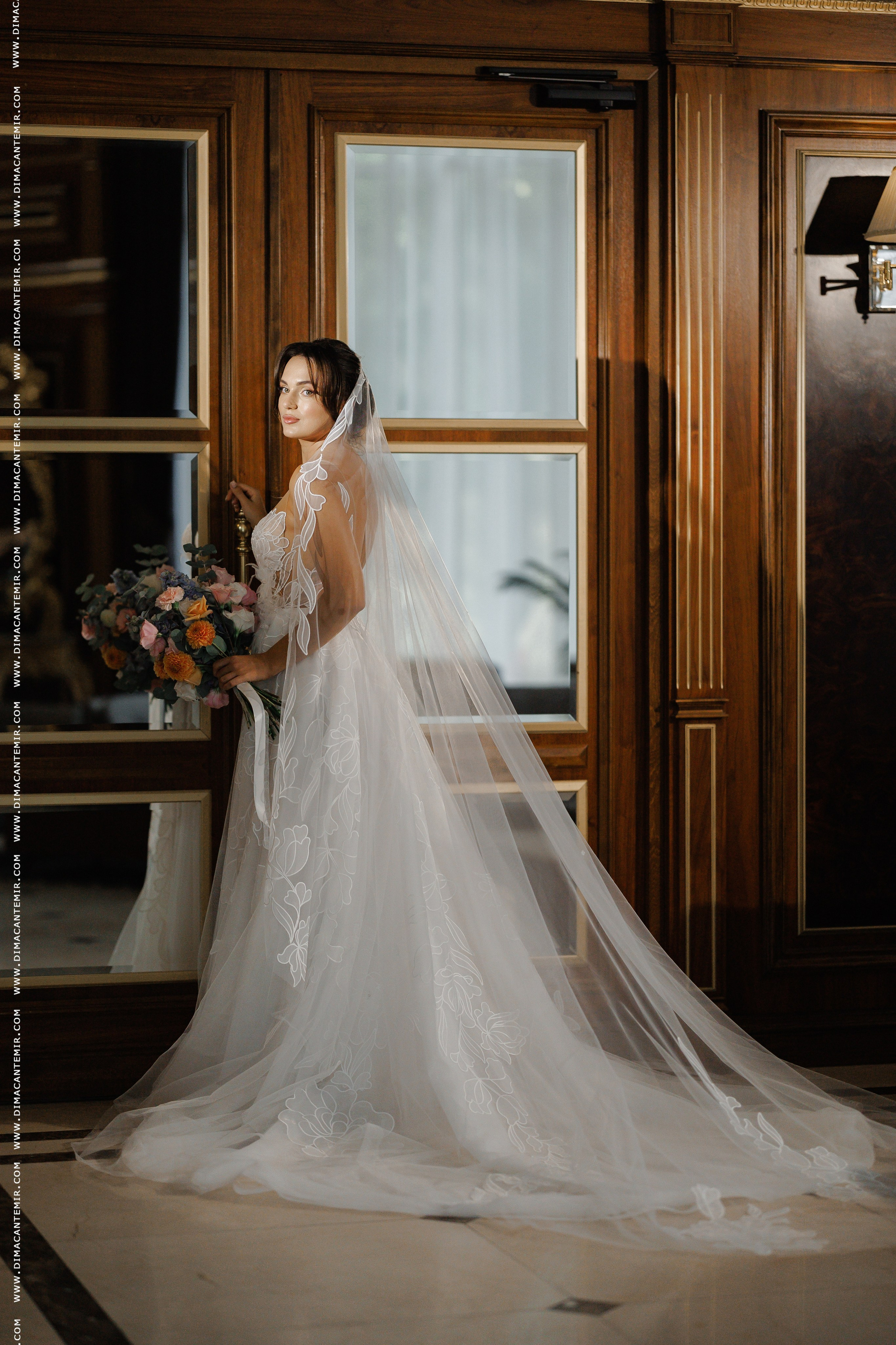 VLAD + YANA. Fotograf de nuntă în Chisinau, Moldova. Poze și Video Comerciale