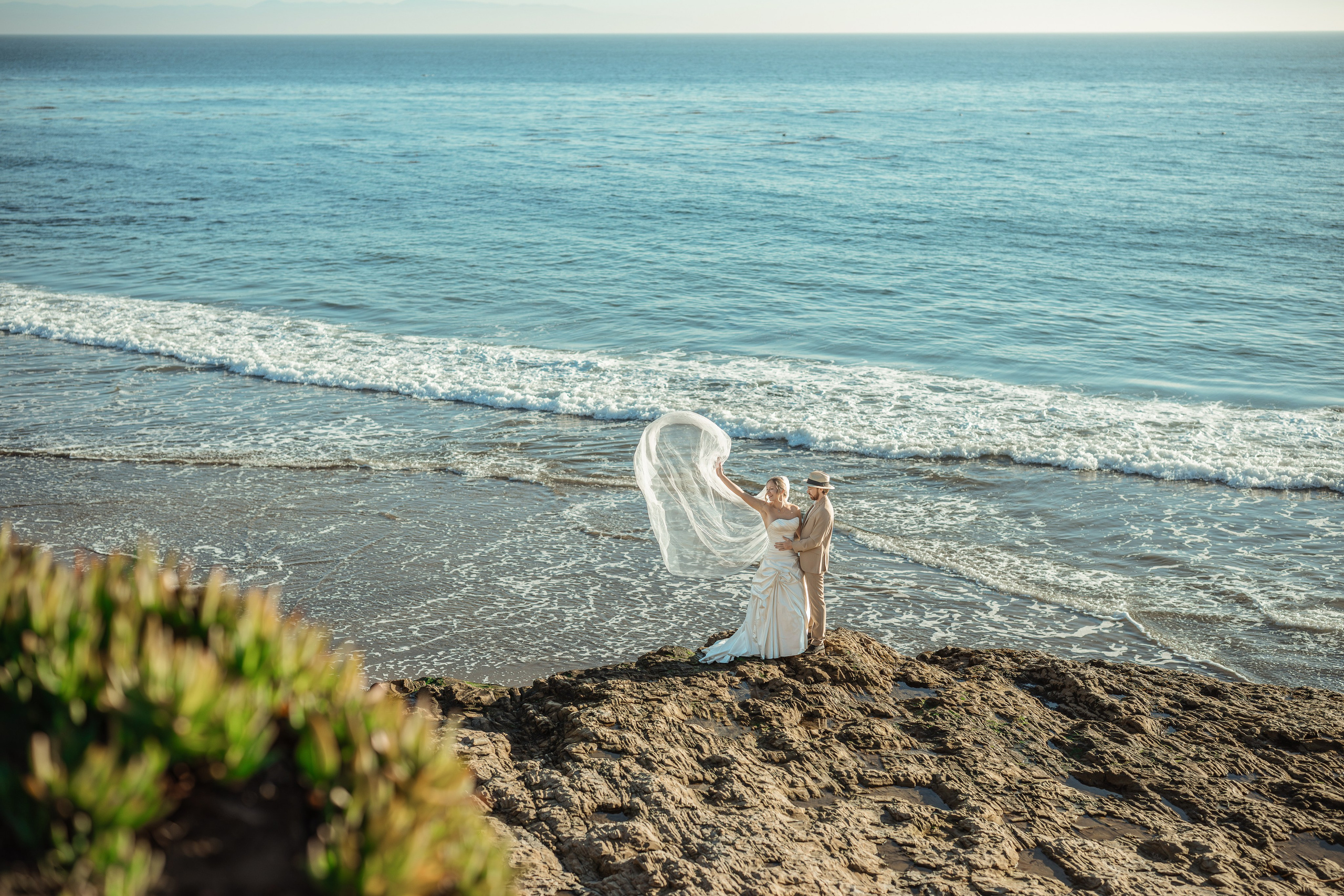 Coastal Elopement in Santa Cruz & Monterey. Wedding & Elopement Photographers in California