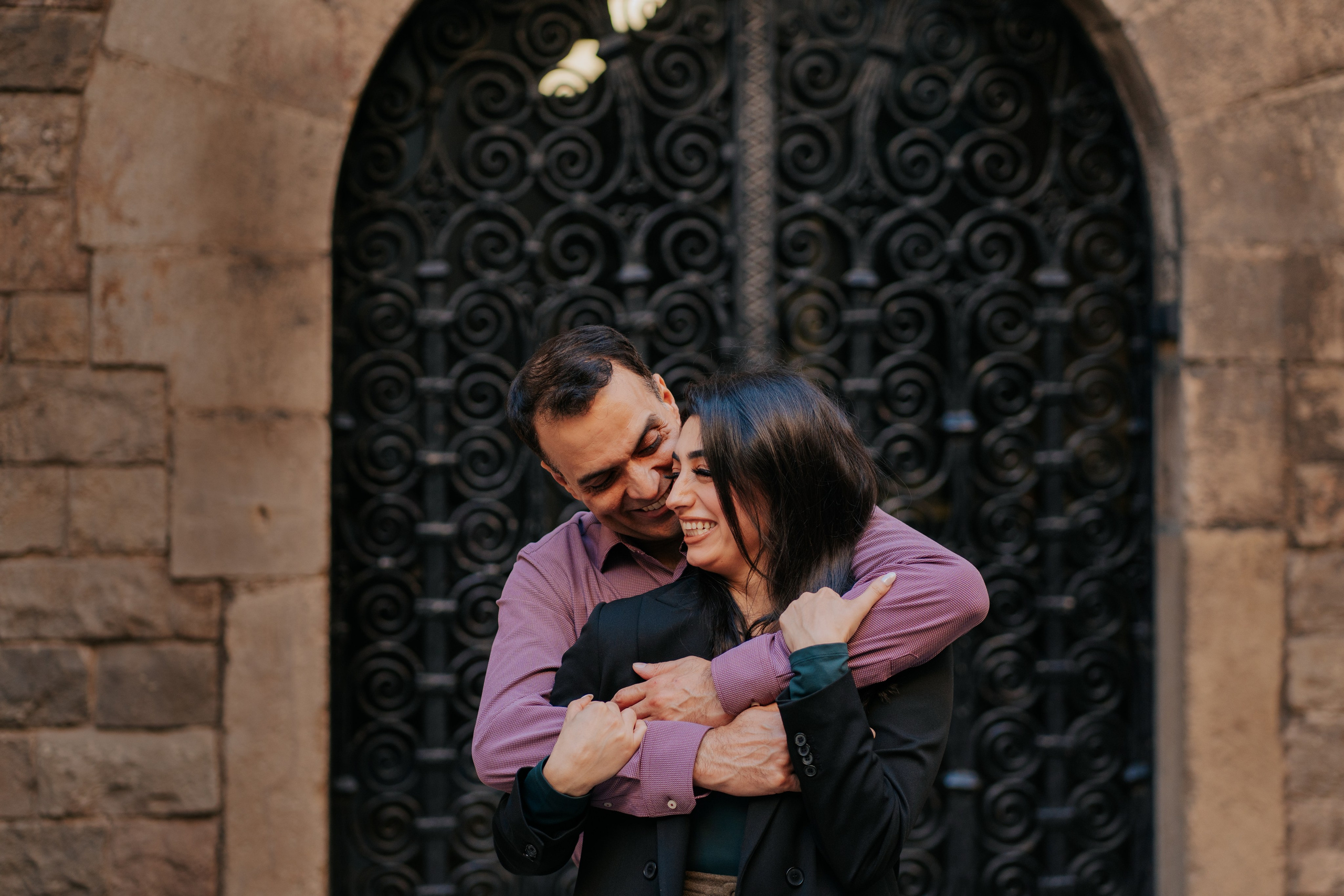 Barcelona Couples Photoshoot Ideas — Photographer in Barcelona, Spain