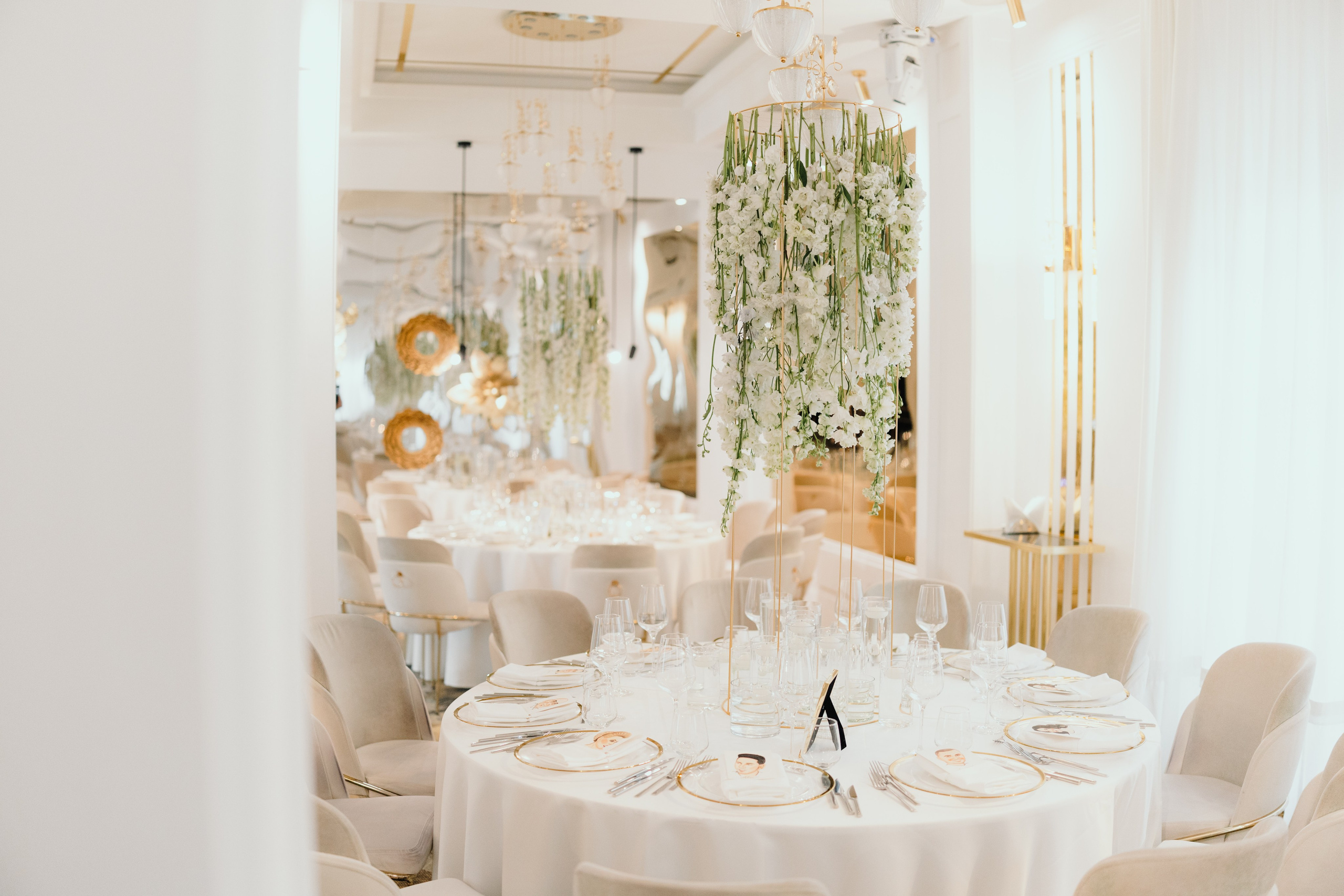 Interioare și Spații - Foto