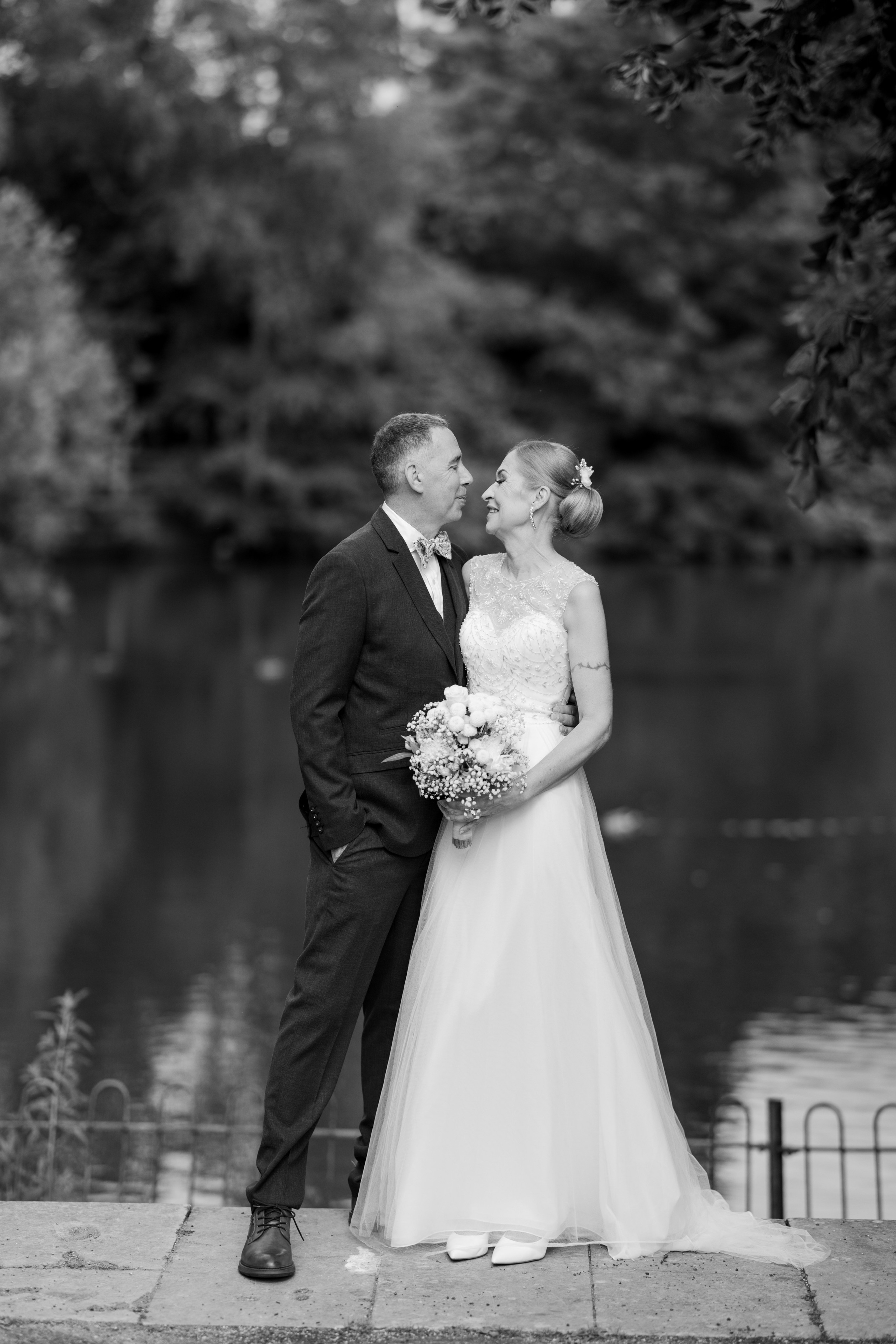 Couples|Elopement|Weddings. PHOTOGRAPHER IN LONDON