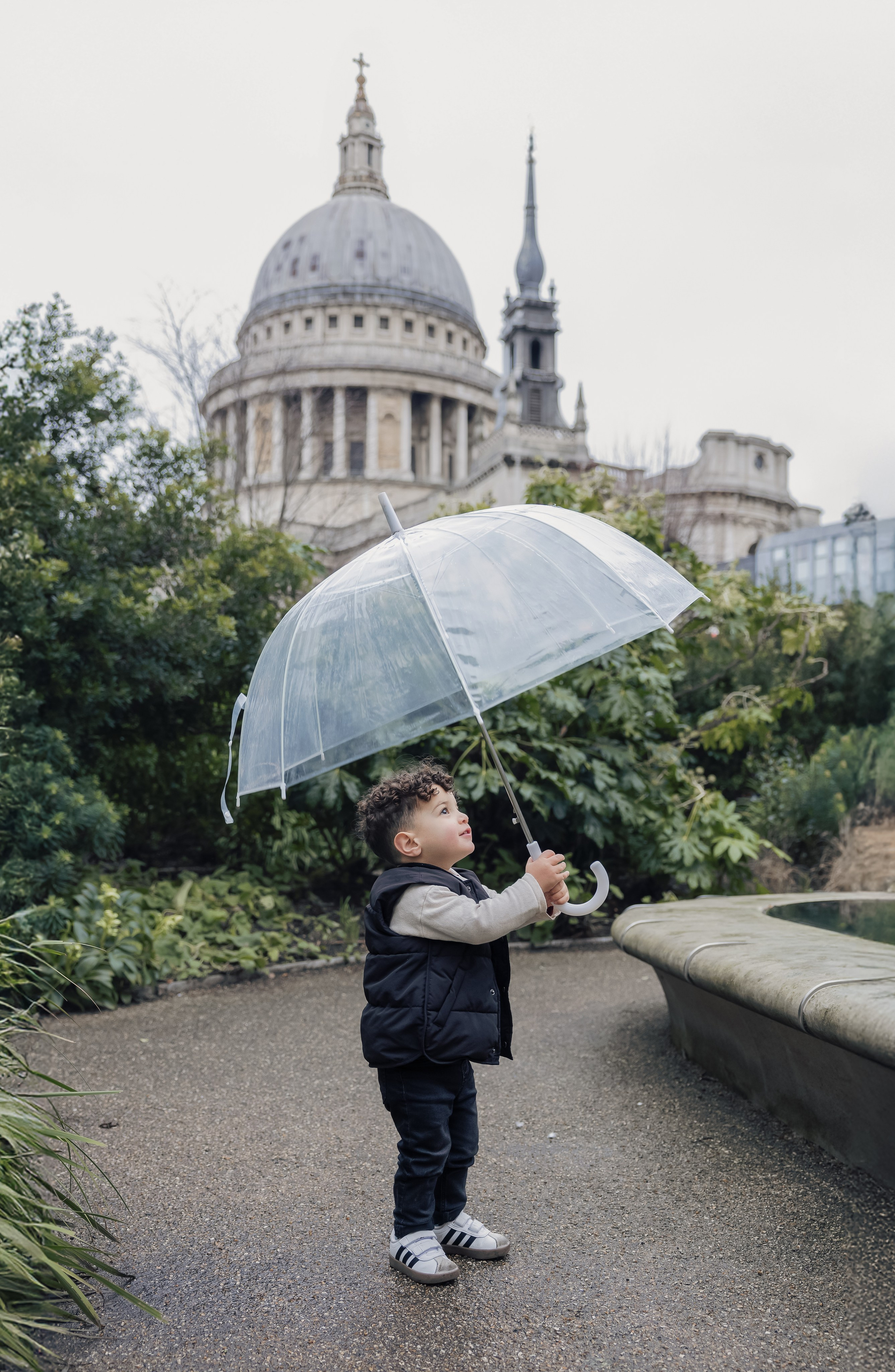 Families. PHOTOGRAPHER IN LONDON