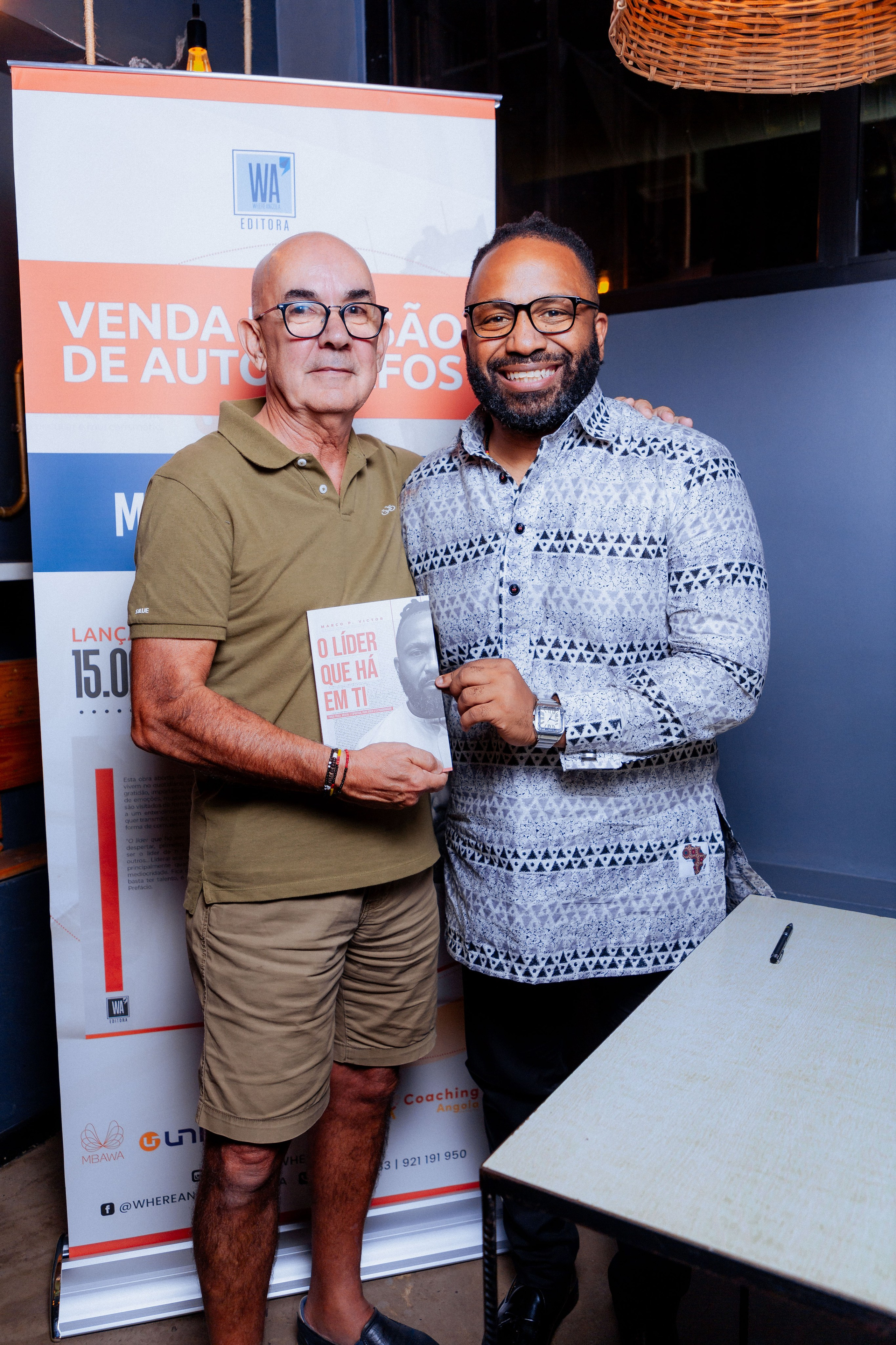 Lançamento do livro — MV