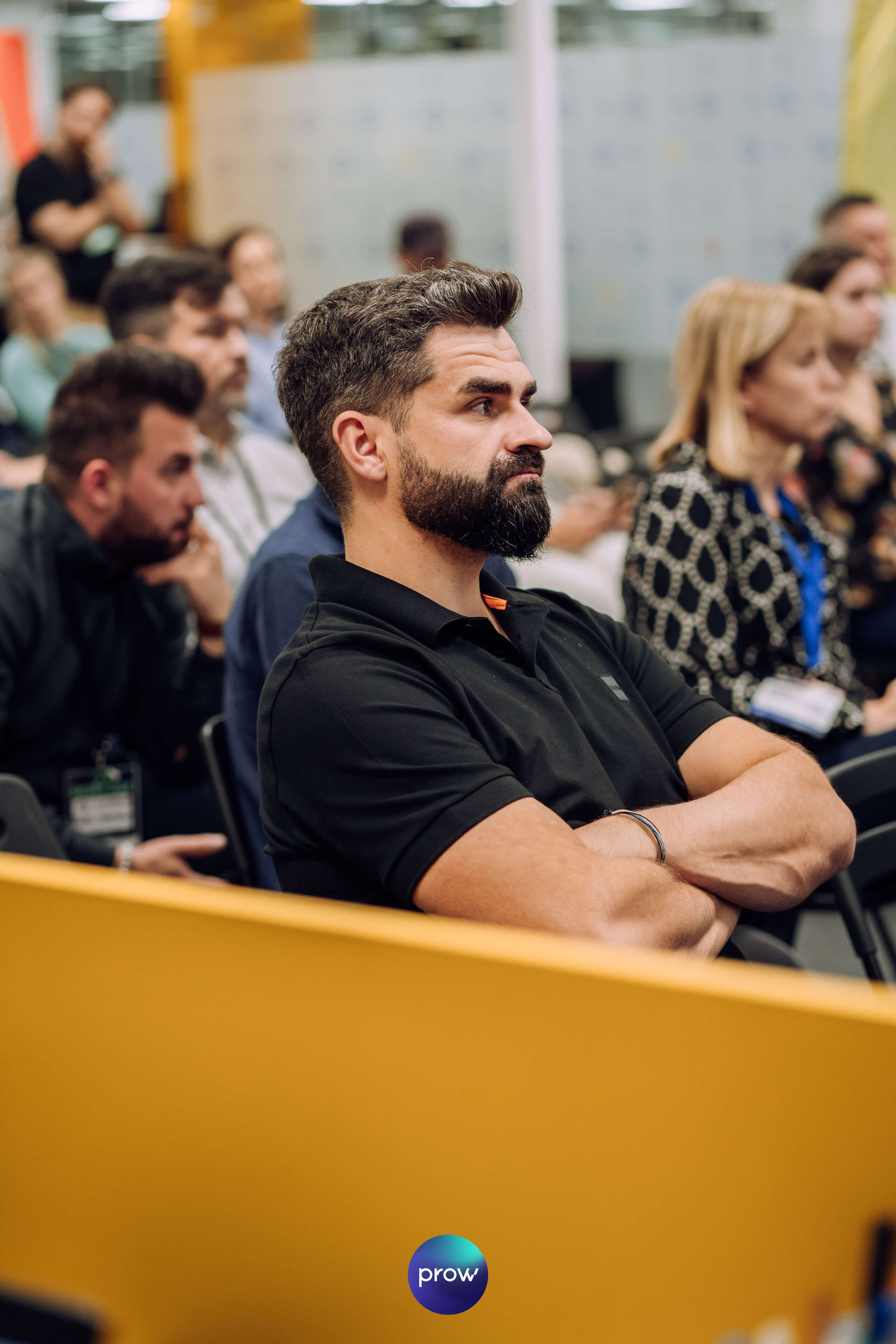 InVest DemoDay @ Cowork. Cozac Cristian Photographer