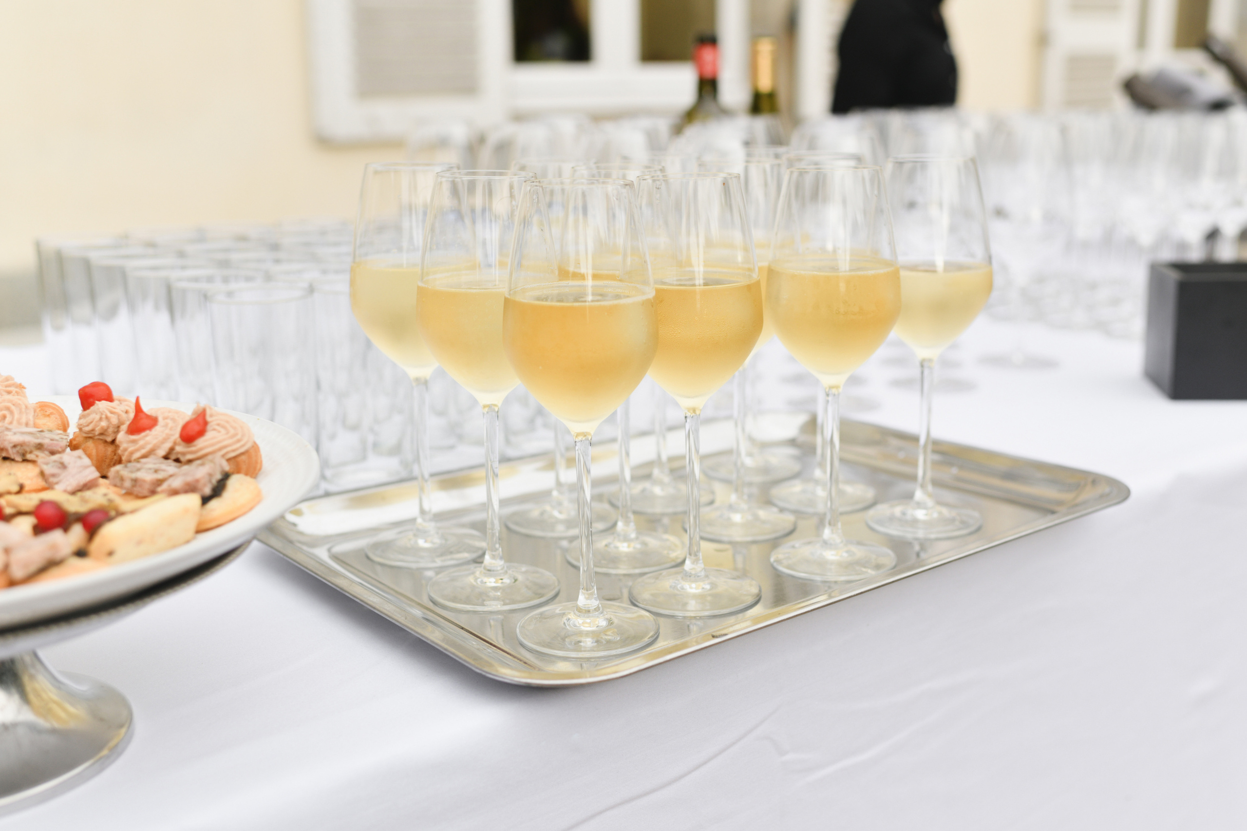 Mariage. Photographe de mariage, baptême, d’anniversaire, d’évènement à Versailles Gaudy Irina