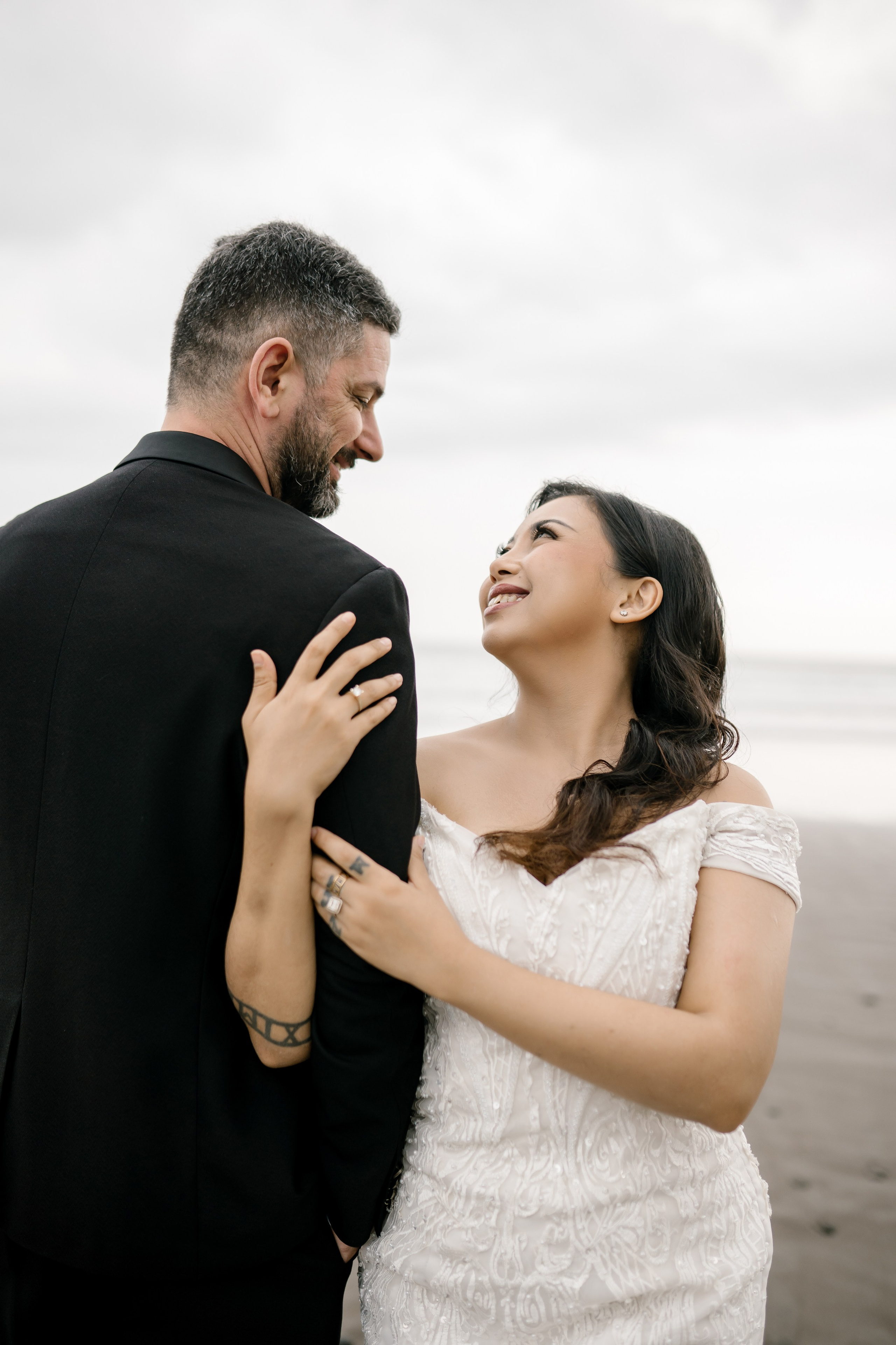 Honeymoon Photoshoot in Bali. Female Photographer in Bali