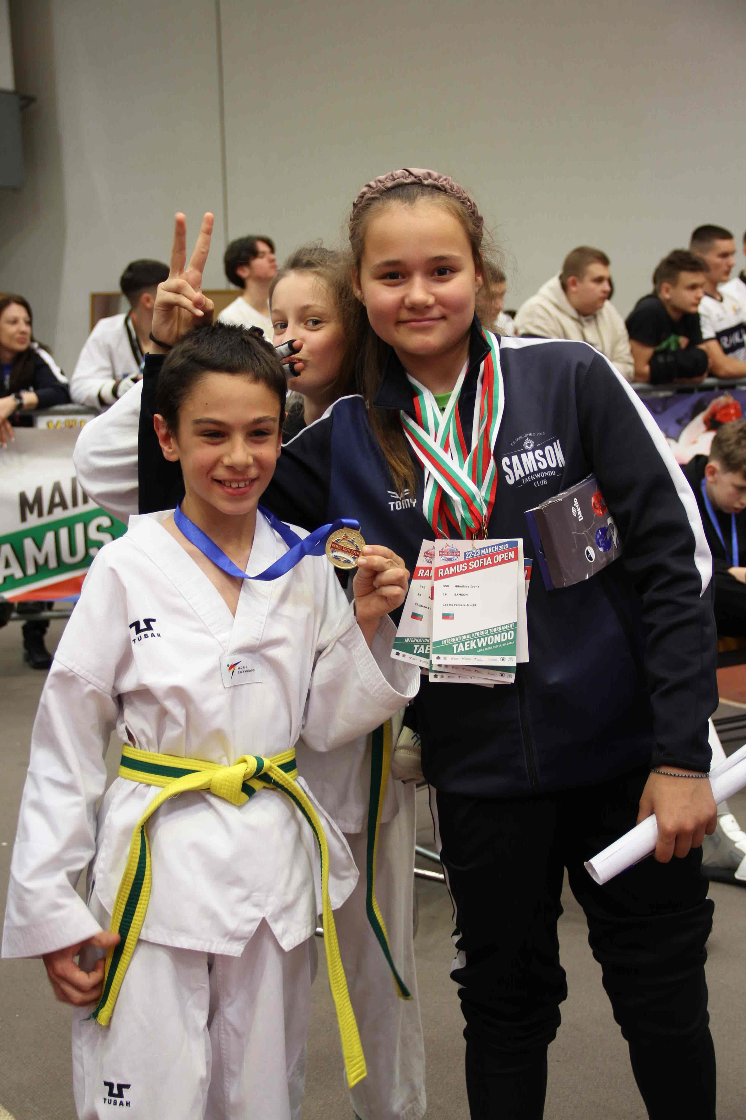 PhotoAdrenaline.com - BACKSTAGE фотография