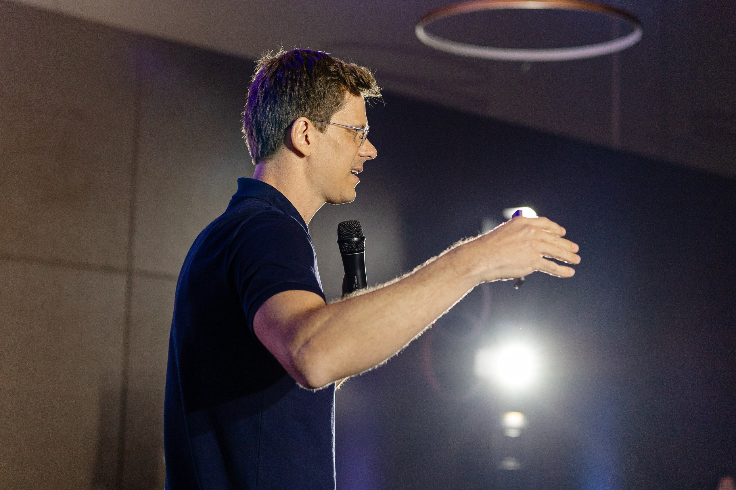 Evento corporativo Triveni Day com César Cielo em Itajaí