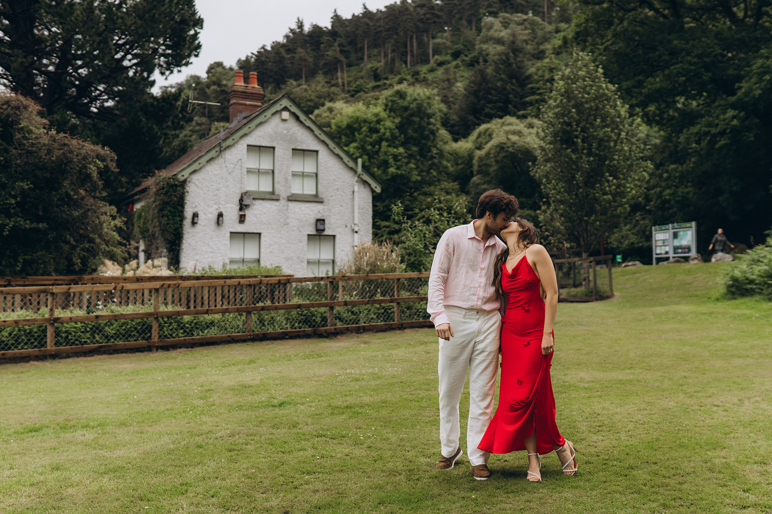 Pre wedding: Sara & Alex. Wedding Photographer in Dublin | Maternity & Love Story Photography