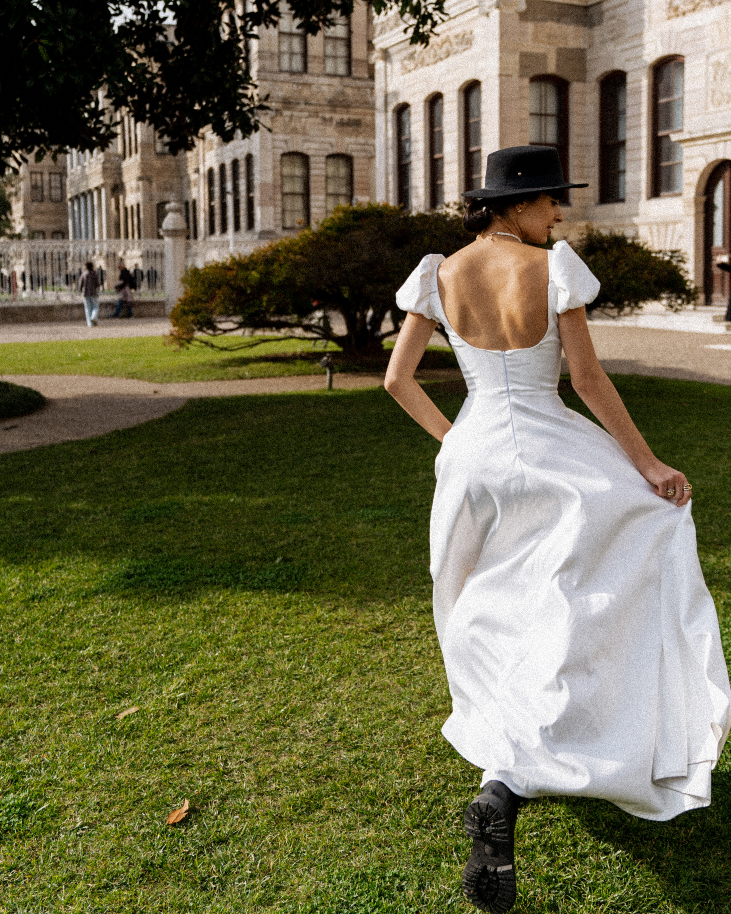 Miss Bird. Даша Родина женский фотограф в Стамбуле