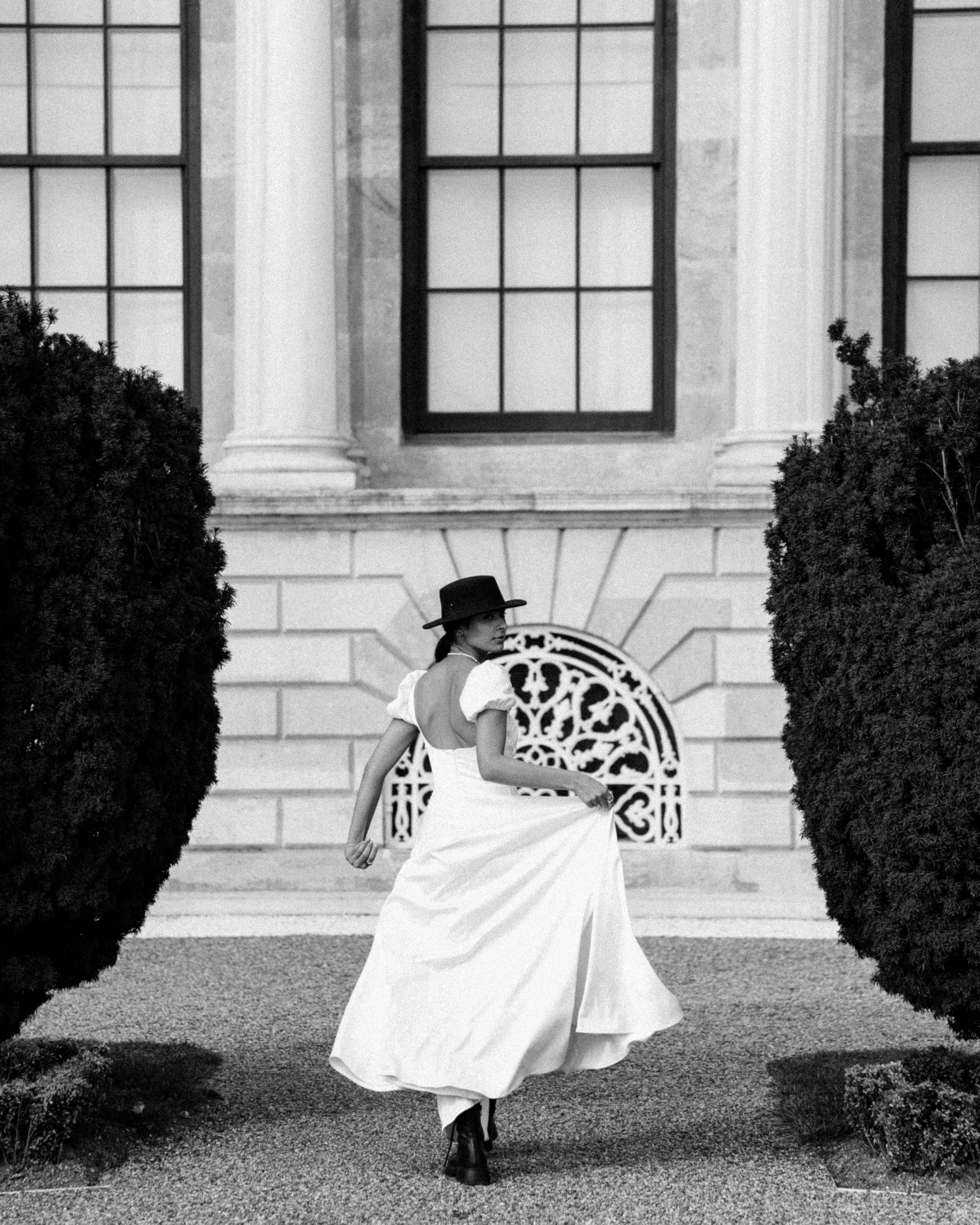 Miss Bird. Даша Родина женский фотограф в Стамбуле