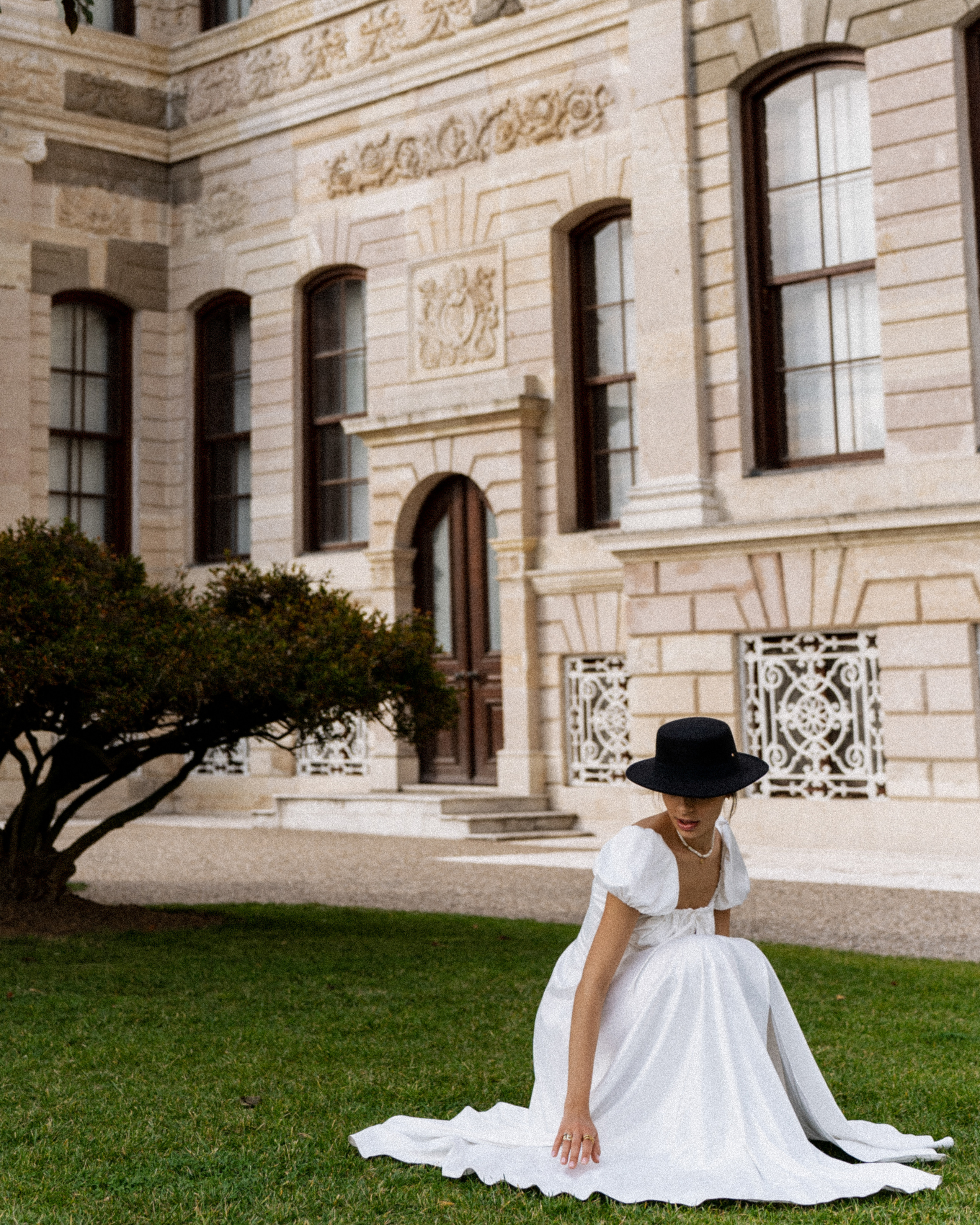 Miss Bird. Даша Родина женский фотограф в Стамбуле