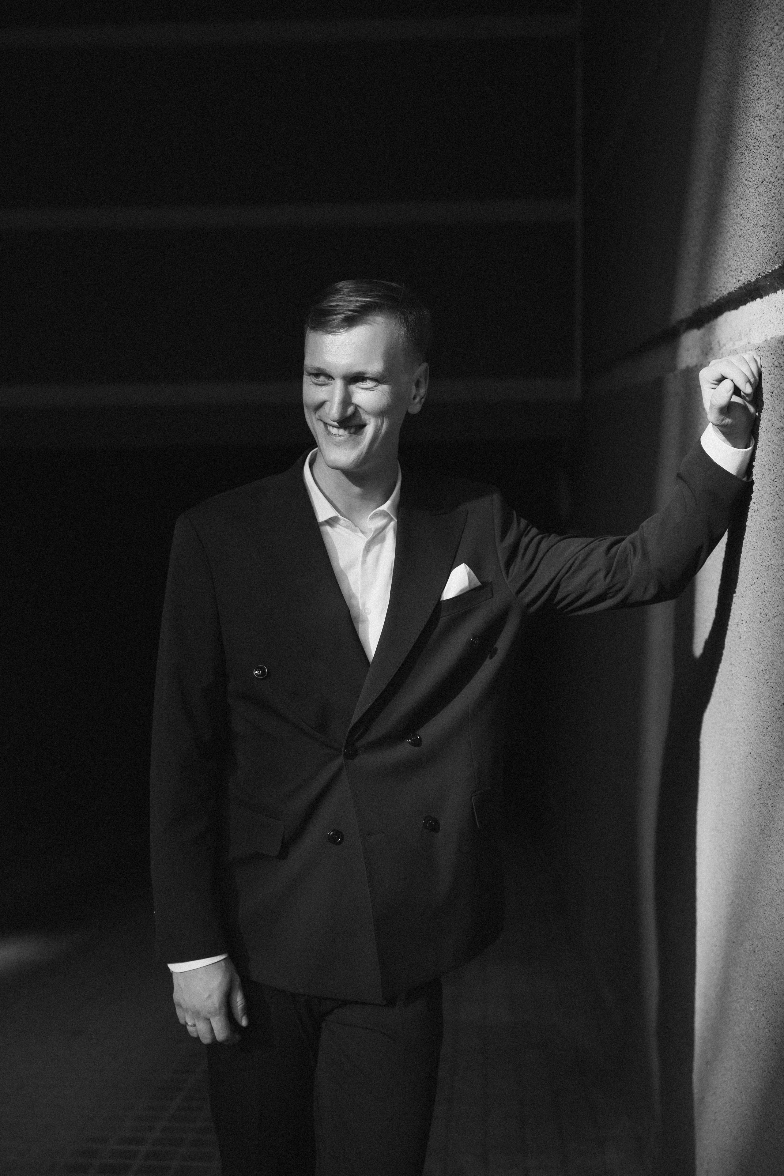 Miglė ir Mindaugas | 2024 | MIESTO VESTUVĖS. Vestuvių ir šeimų fotografė Lena Bondarenko / belove photo