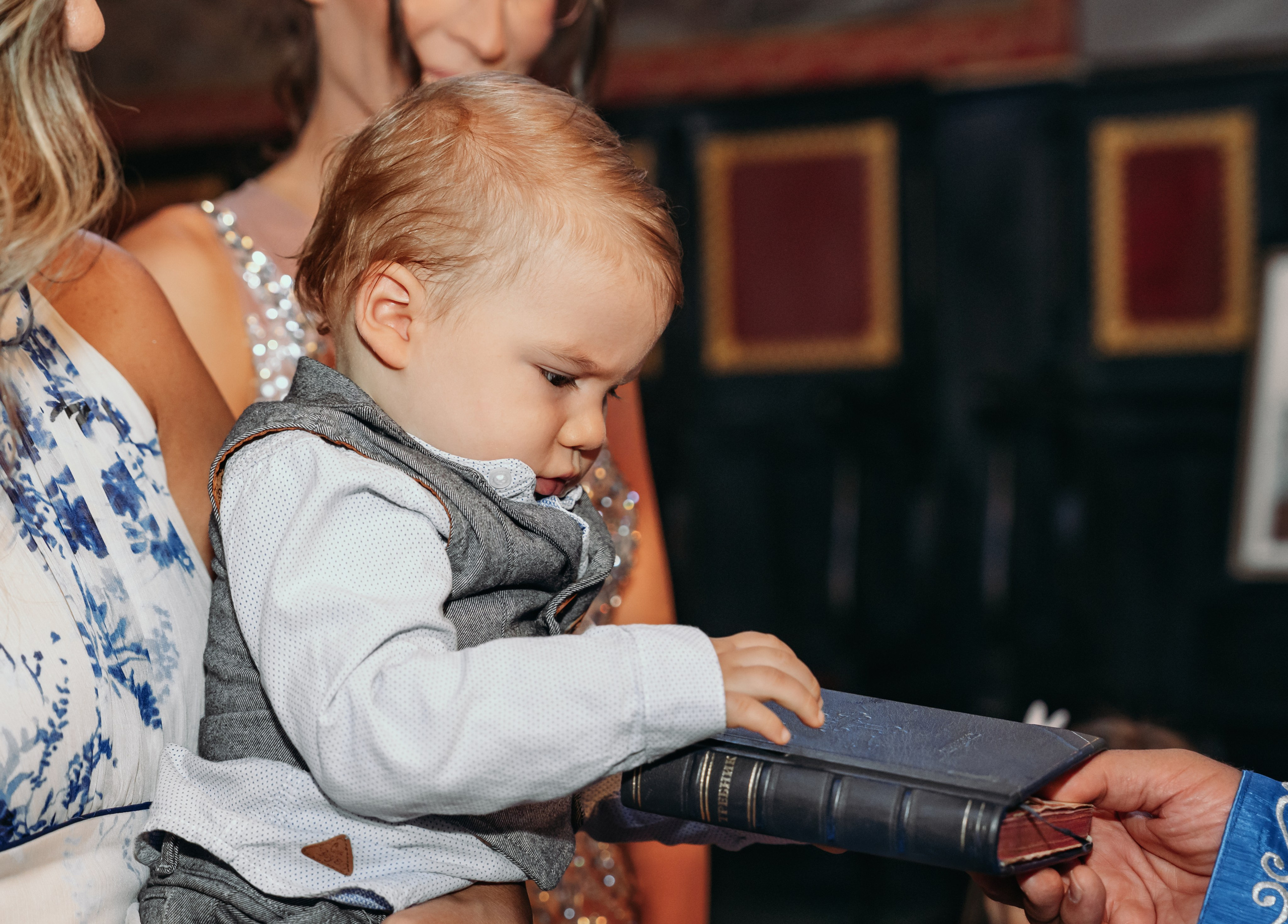 Fotografisanje krstenja Beograd. DEČIJI FOTOGRAF BEOGRAD|FOTOGRAFISANJE KRŠTENJA|CAKE SMASH