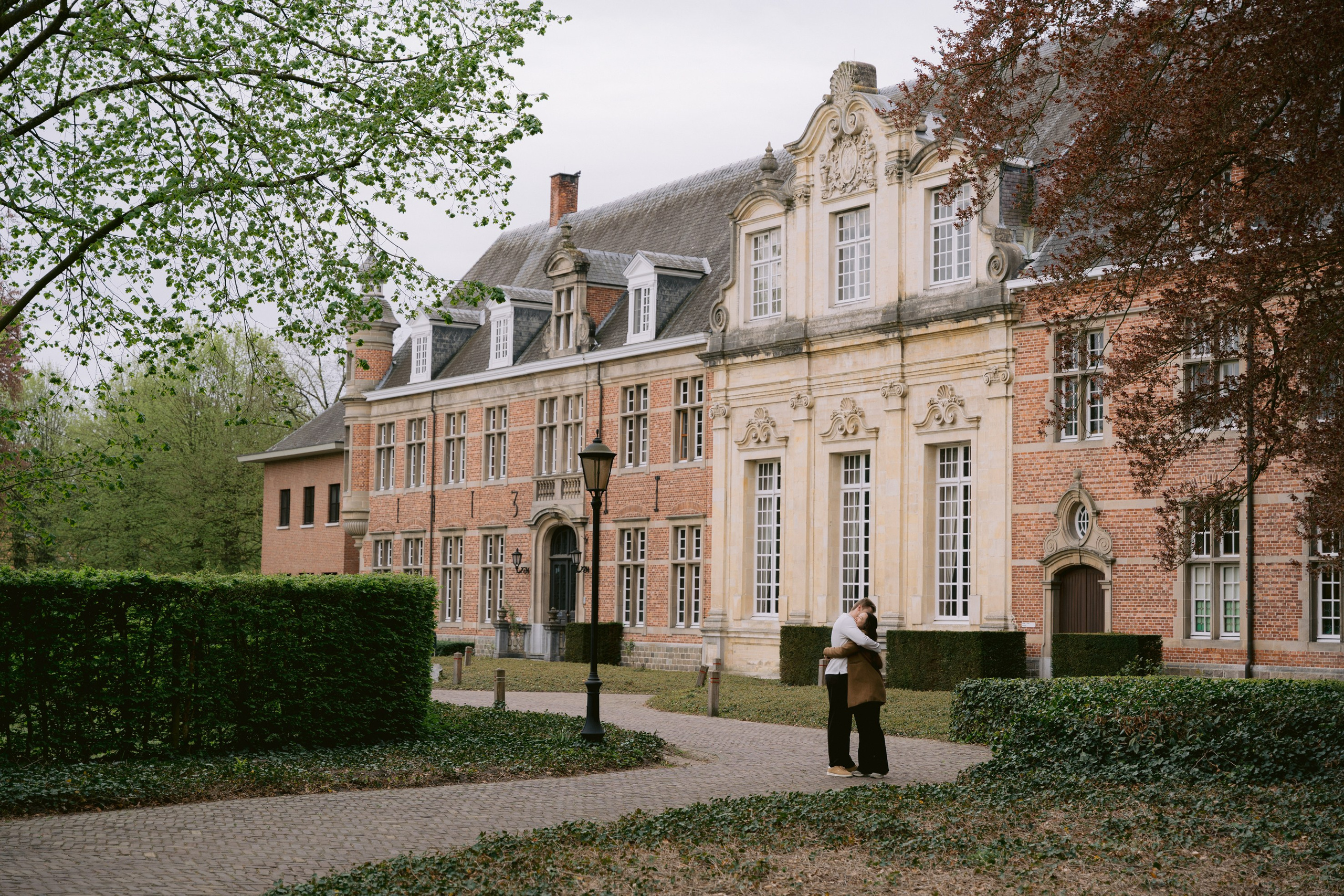 Pre Wedding Postel. Little Birdie – Jouw familie- en huwelijksfotograaf in België en daarbuiten