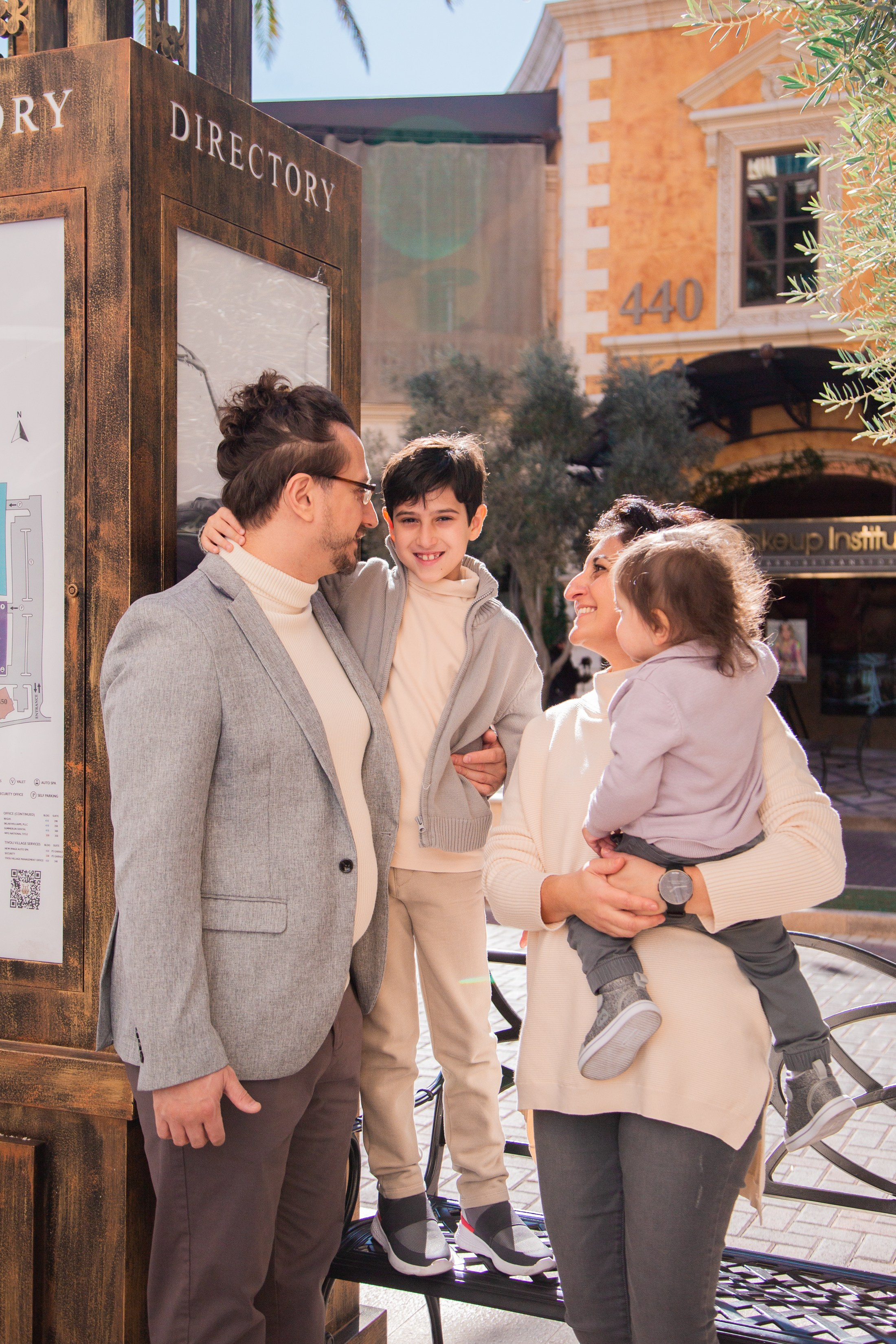 Tereza, Artem, David & Daniel. Wedding & elopement photographer Viktoriya Kravtsov. Las Vegas