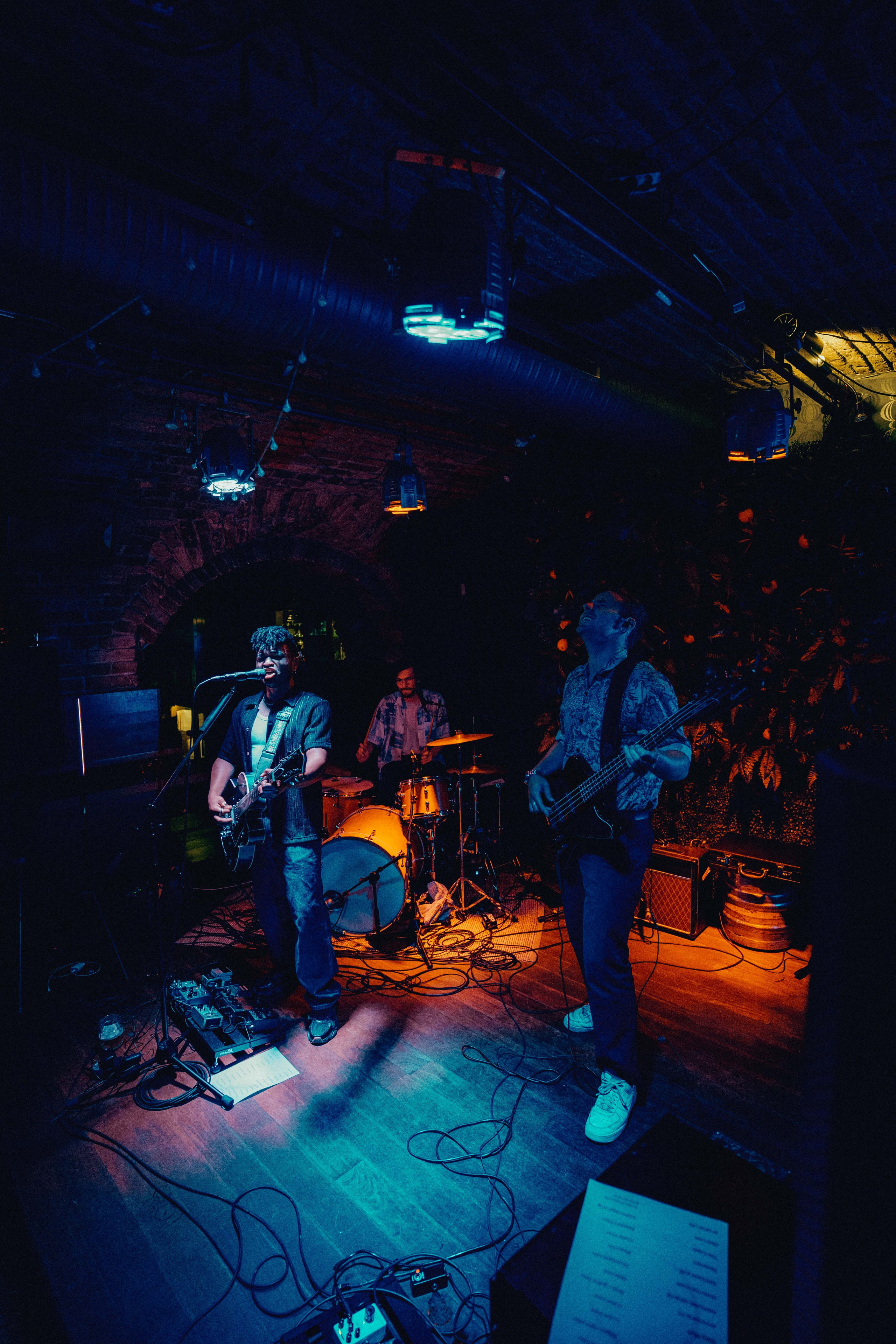 MoonShot. Concert and portrait photographer in Prague