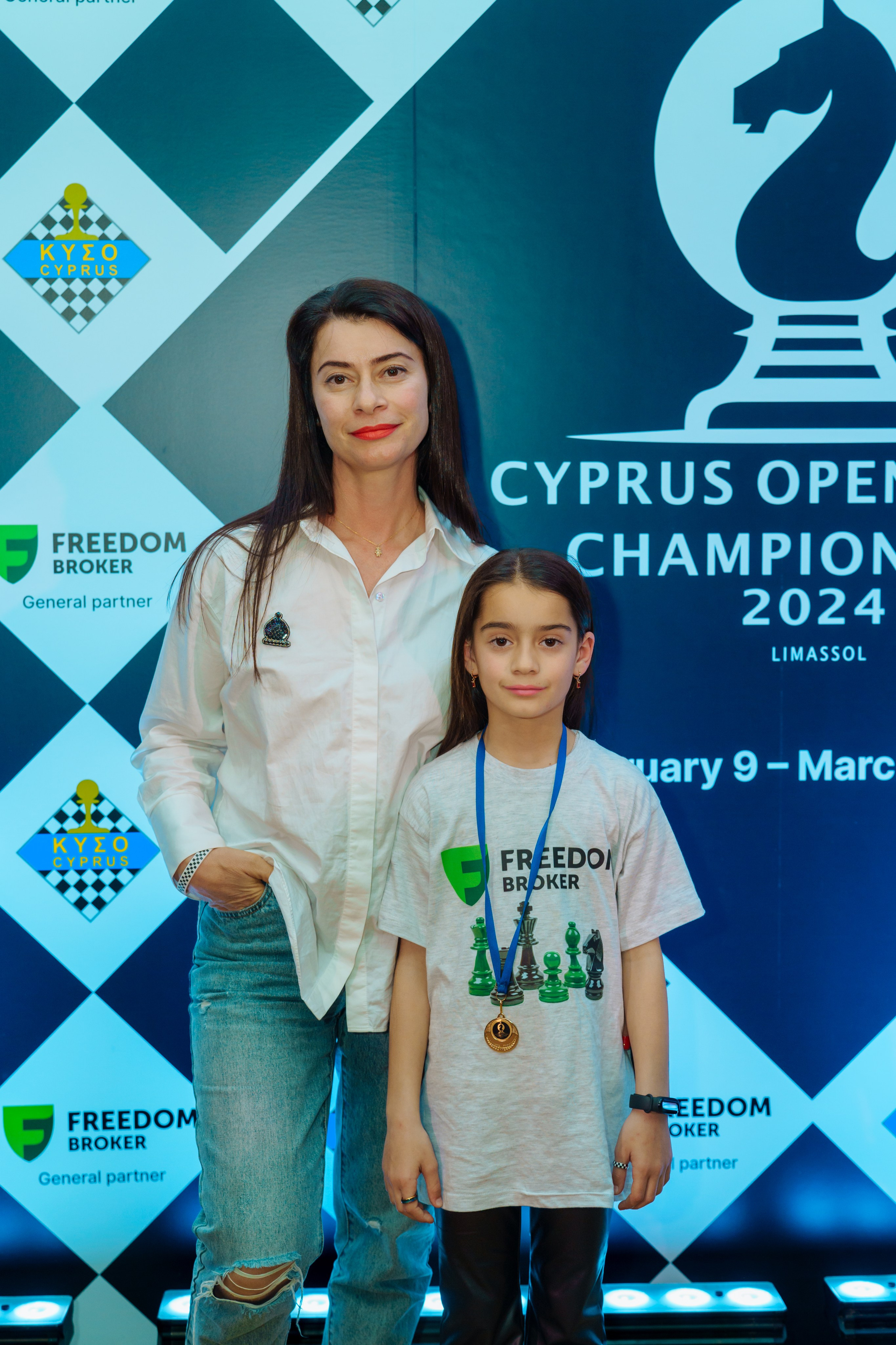 Chess. Photographer in Cyprus