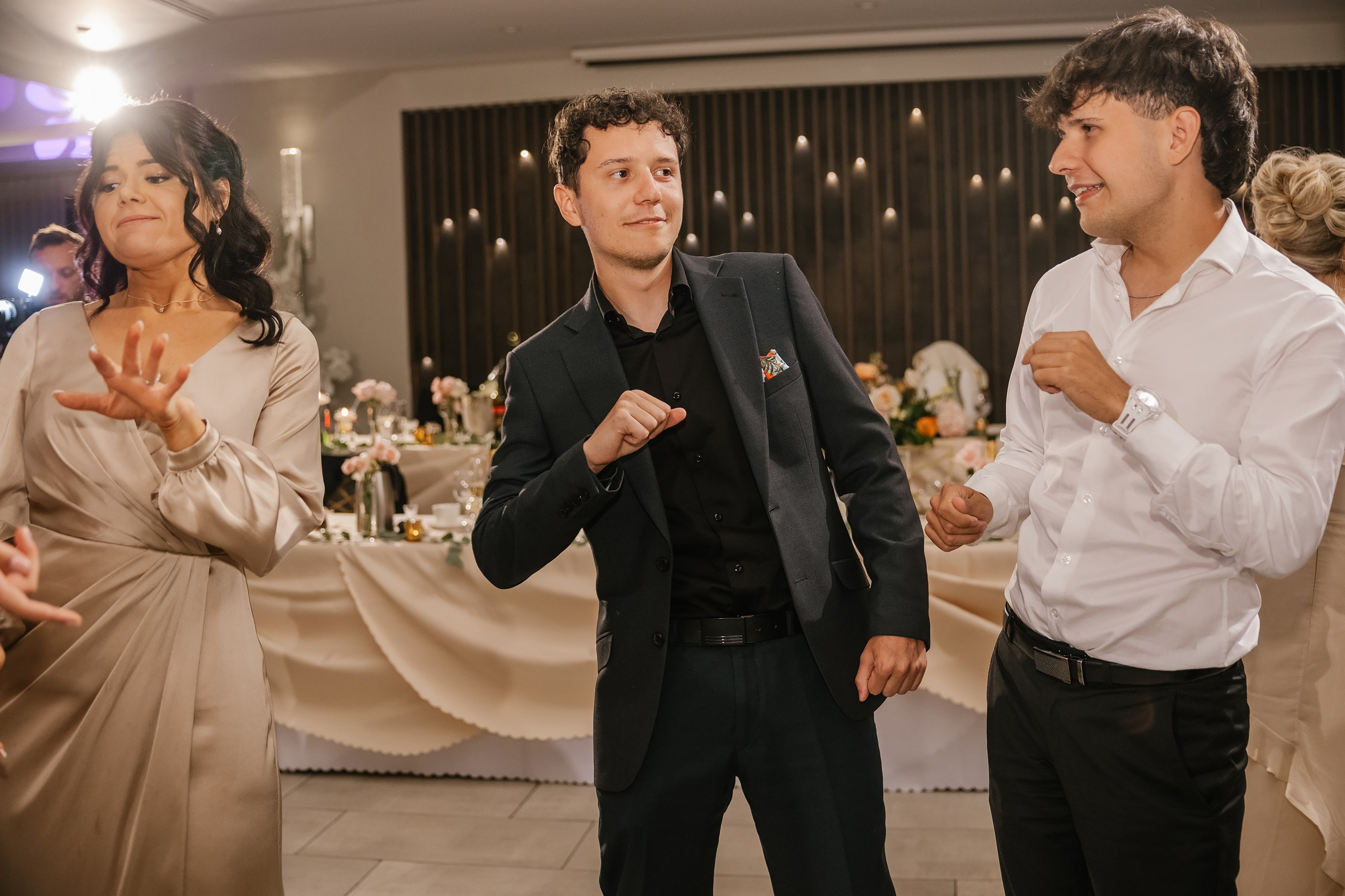 09.06.2025 Wedding. Wedding family event photographer in Chicago Nick Yushevich