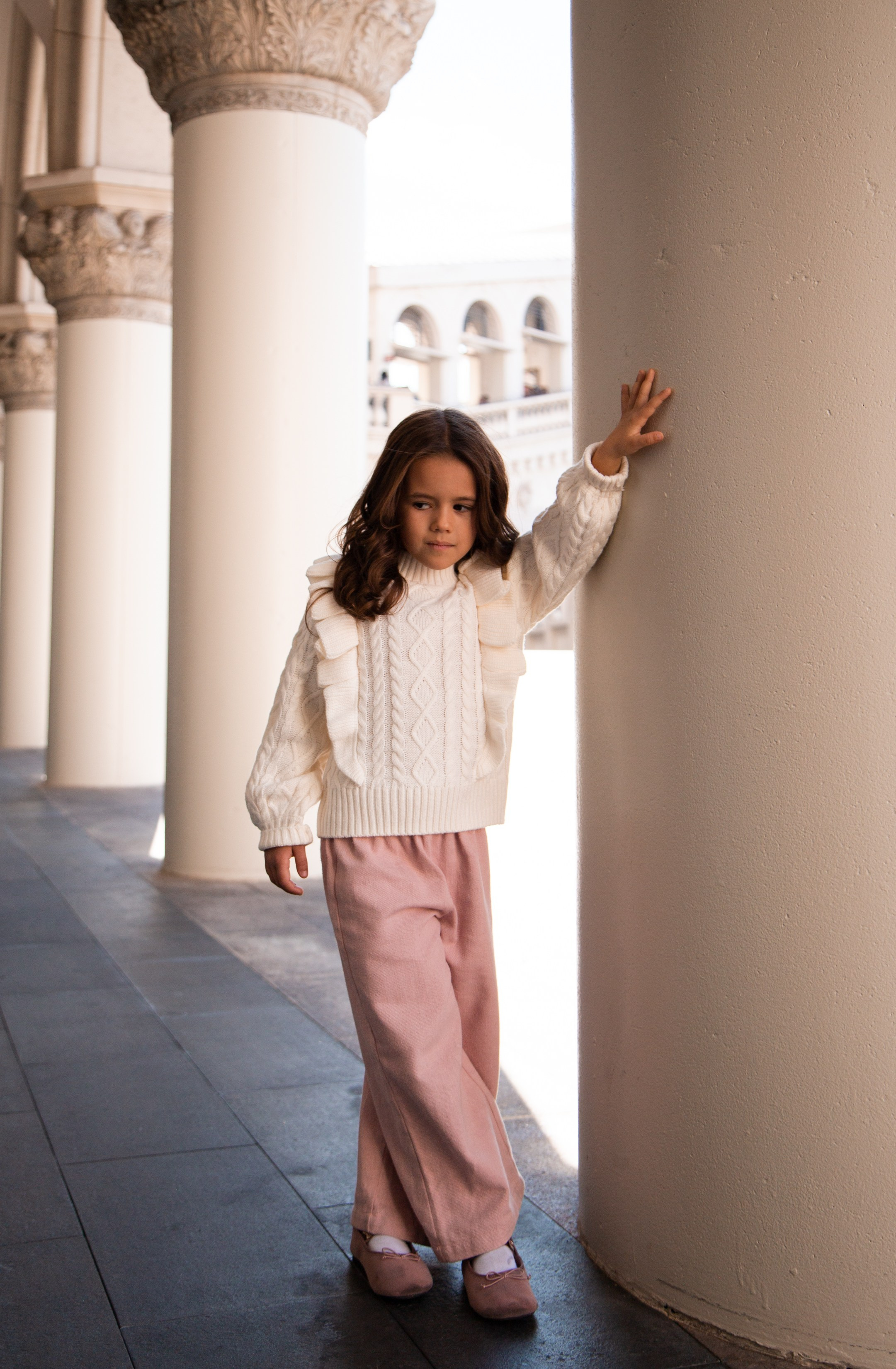 Julia & Kate. Wedding & elopement photographer Viktoriya Kravtsov. Las Vegas