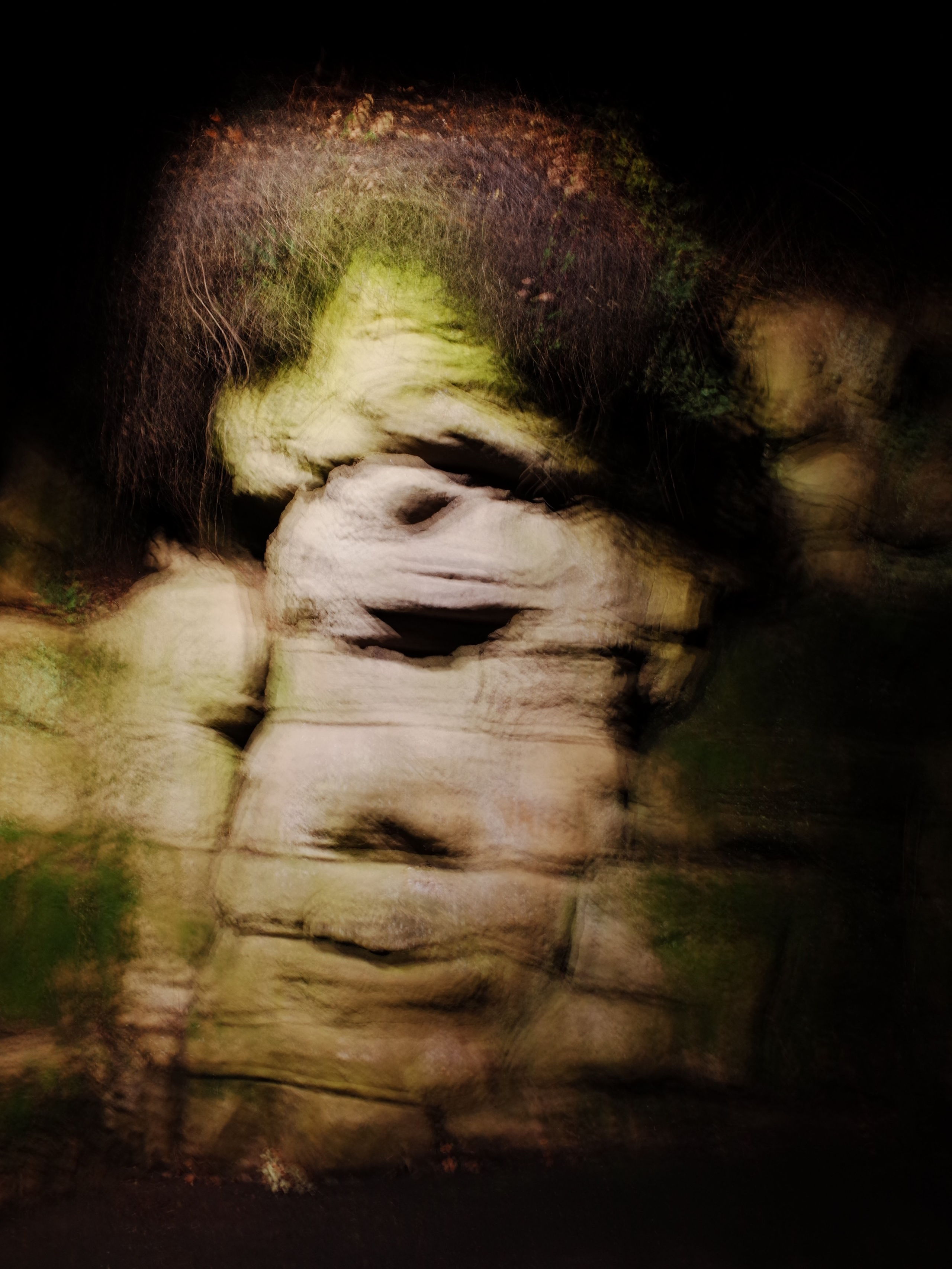 Victoria Dini. Art photography in London / Folkestone, UK